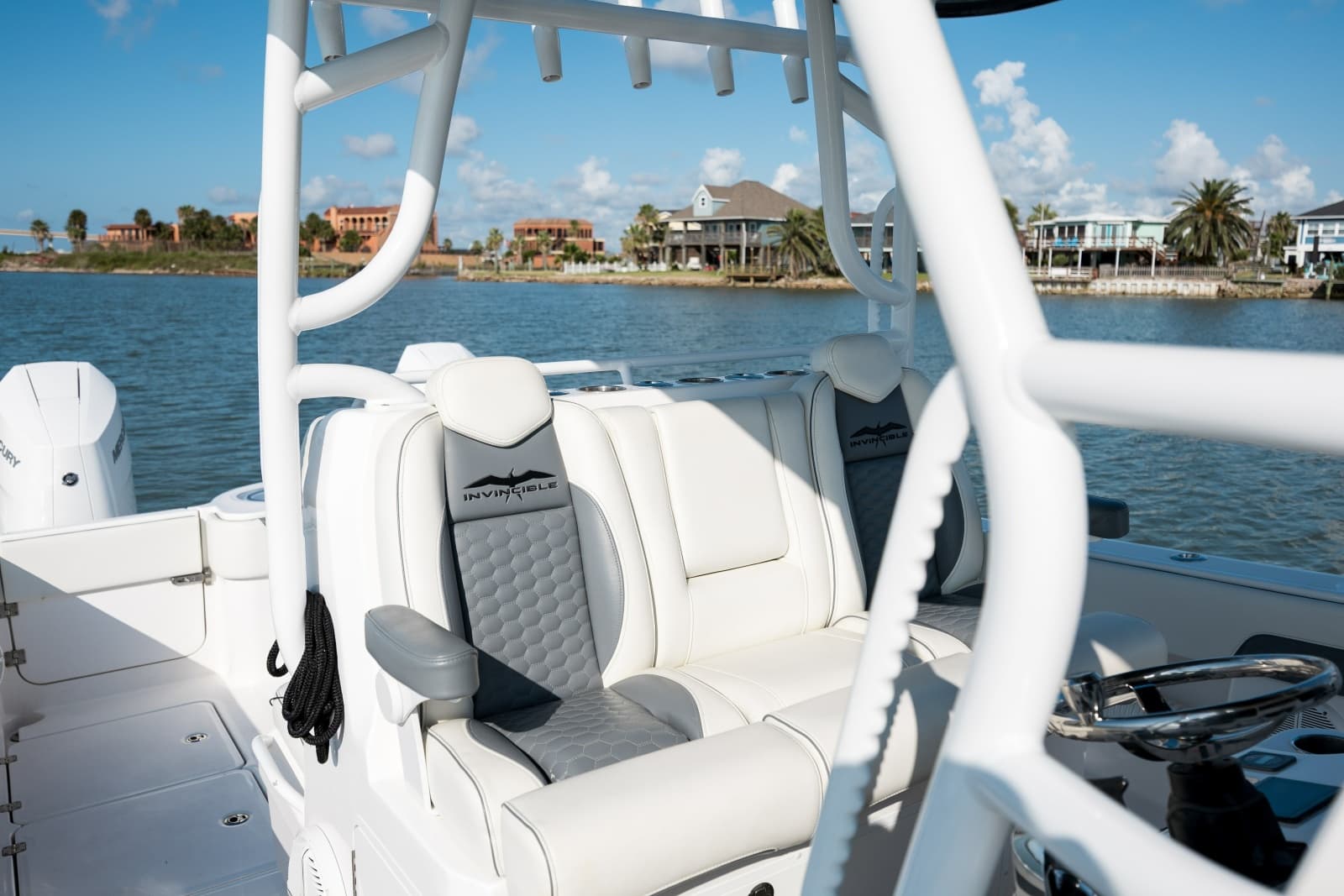 2024 Invincible 33 Catamaran - Photo 15