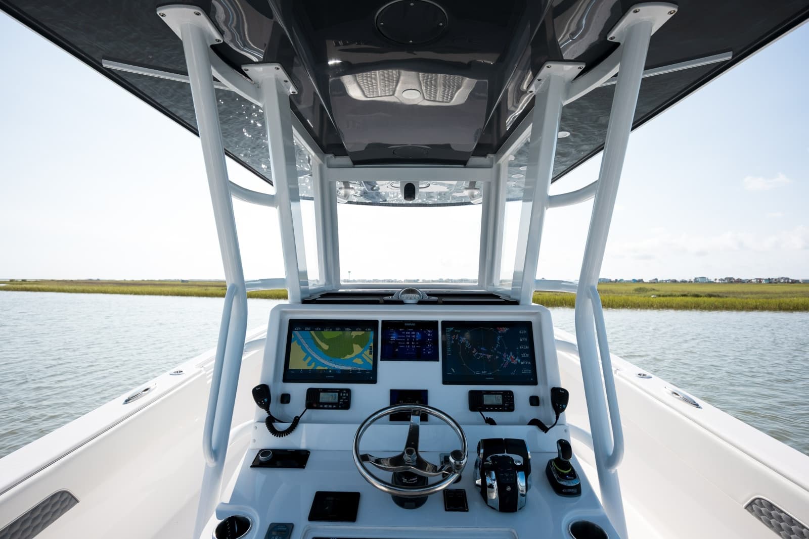 2024 Invincible 33 Catamaran - Photo 11