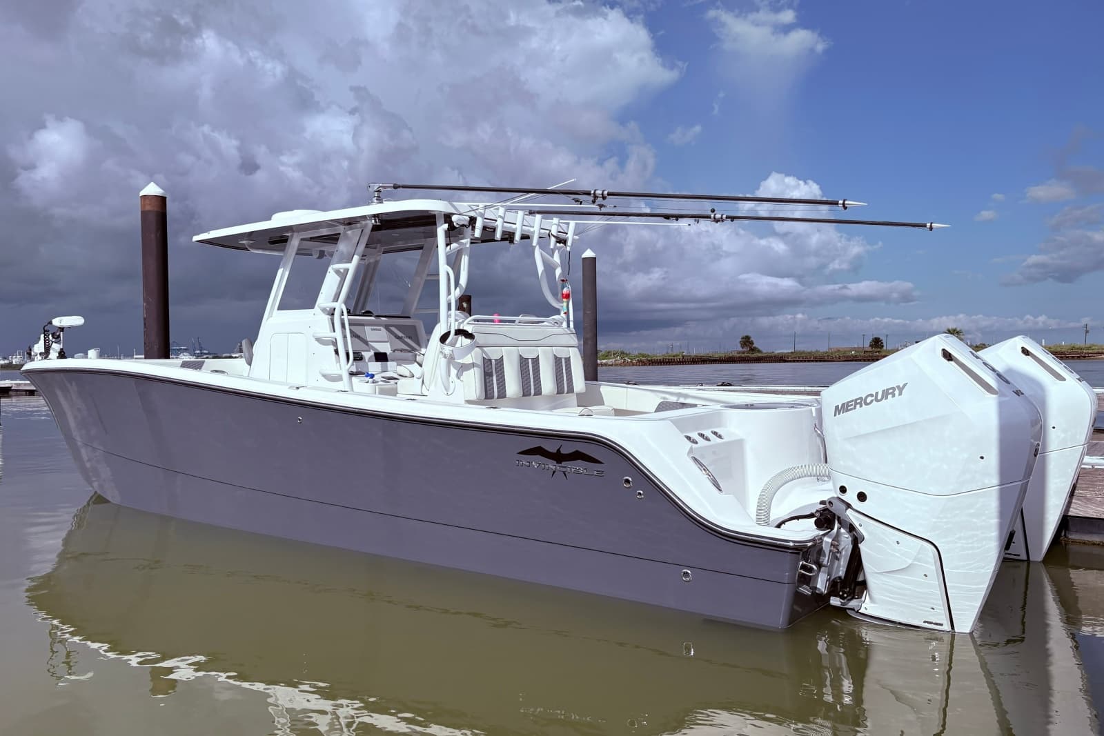 2024 Invincible 33 Catamaran - Photo 2