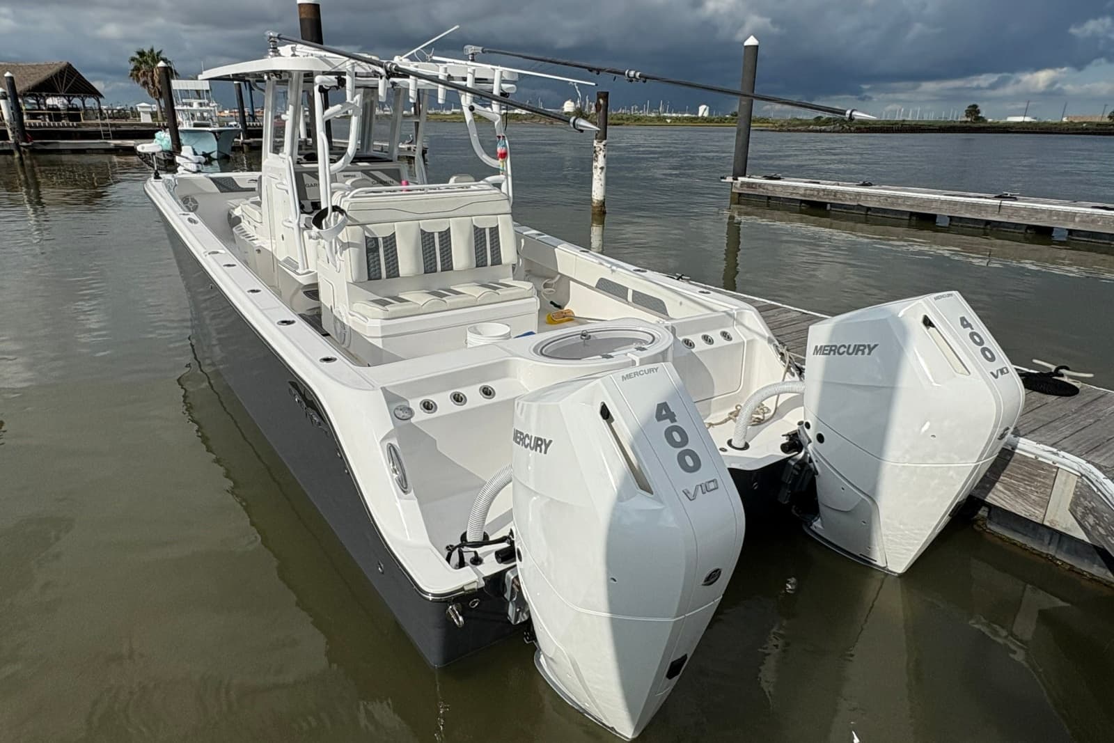 2024 Invincible 33 Catamaran - Photo 35