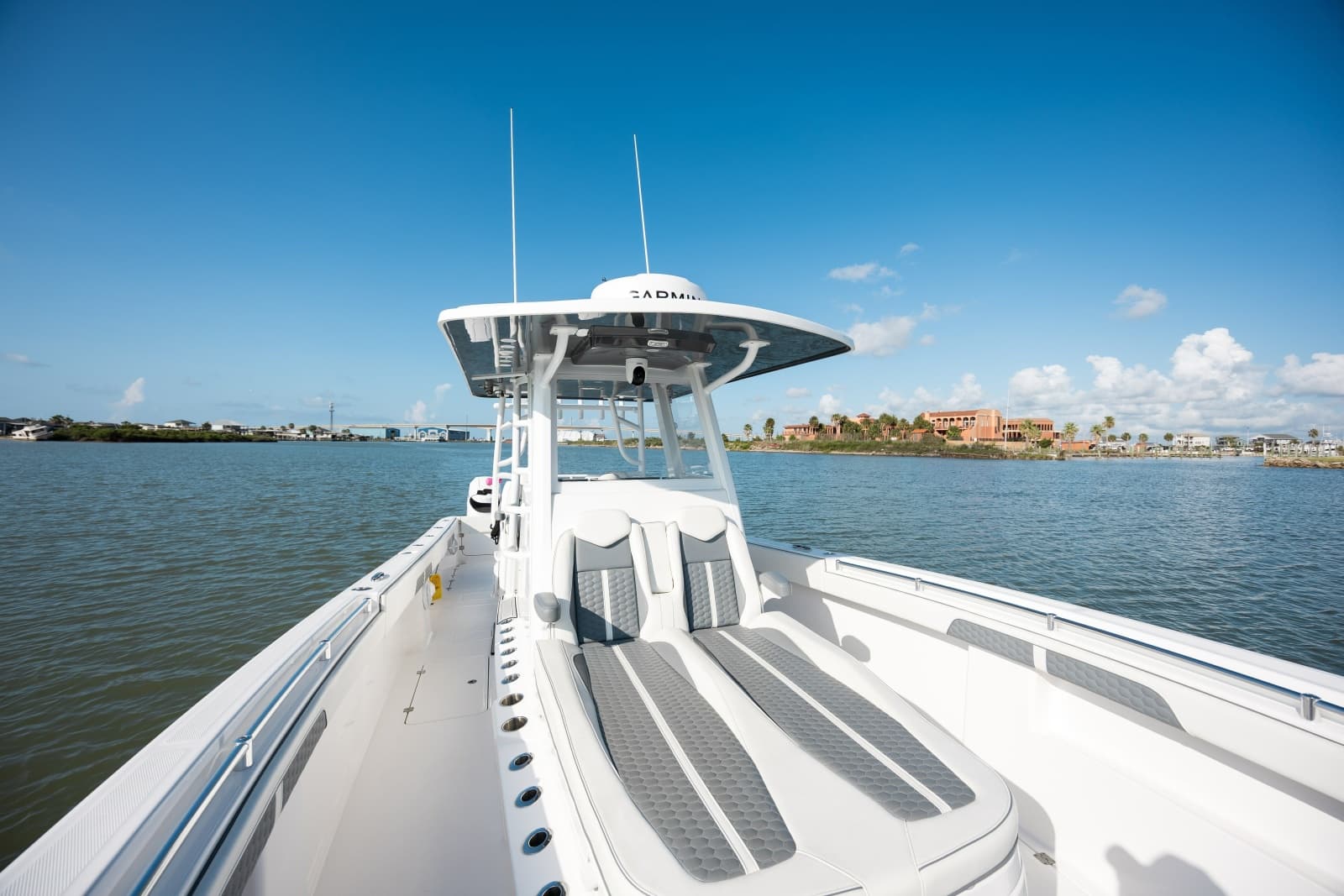 2024 Invincible 33 Catamaran - Photo 20