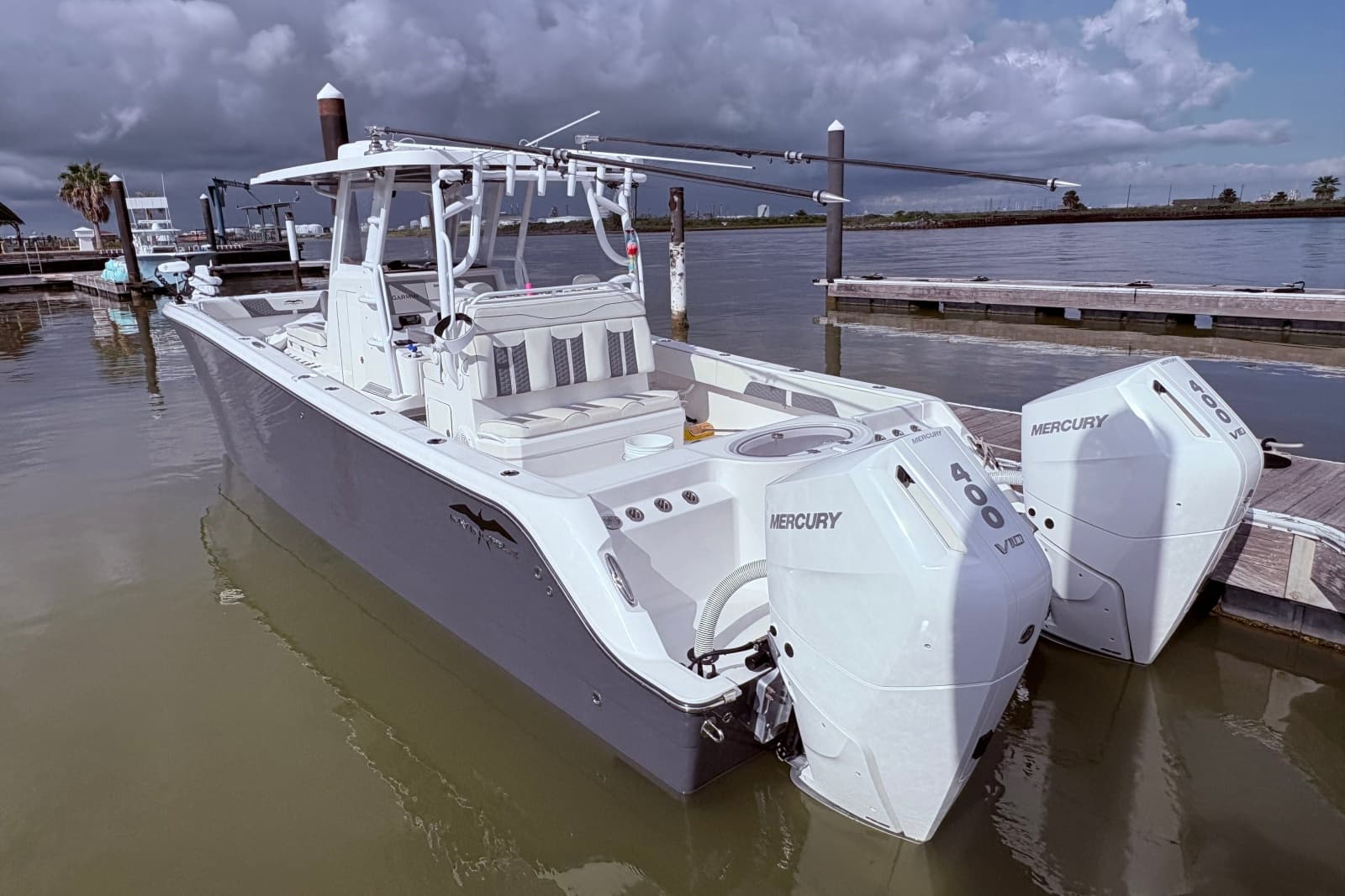 2024 Invincible 33 Catamaran - Photo 3