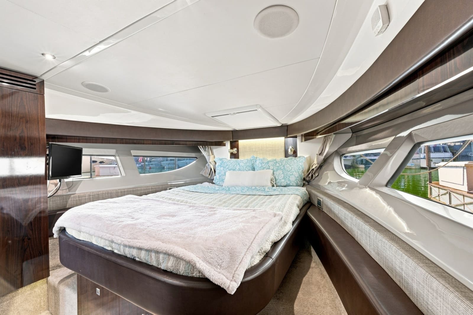2017 Sea Ray Fly 400 - Photo 28