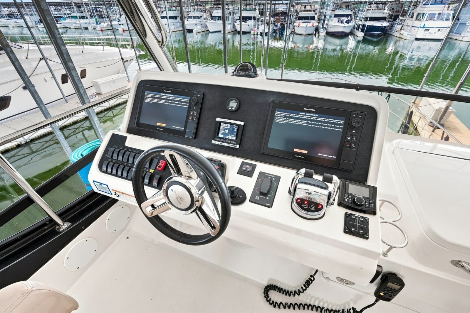 2017 Sea Ray Fly 400 - Photo 15