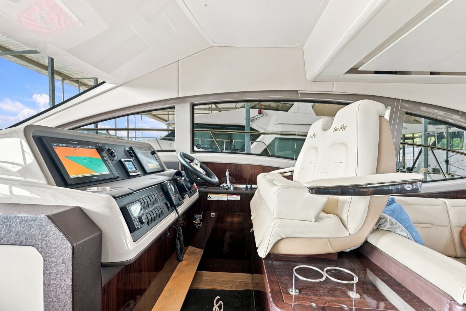 2017 Sea Ray Fly 400 - Photo 24