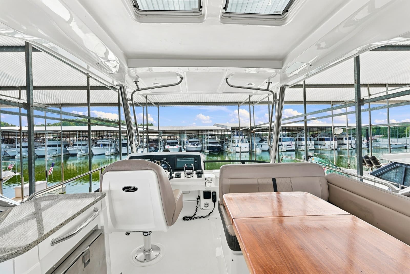 2017 Sea Ray Fly 400 - Photo 10
