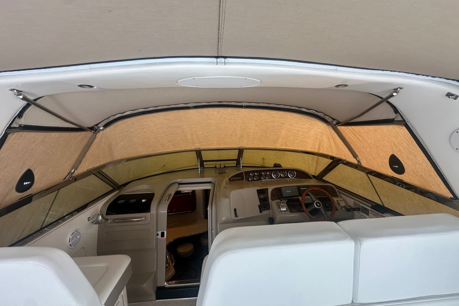 1999 Sea Ray Sundancer 370 - Photo 12