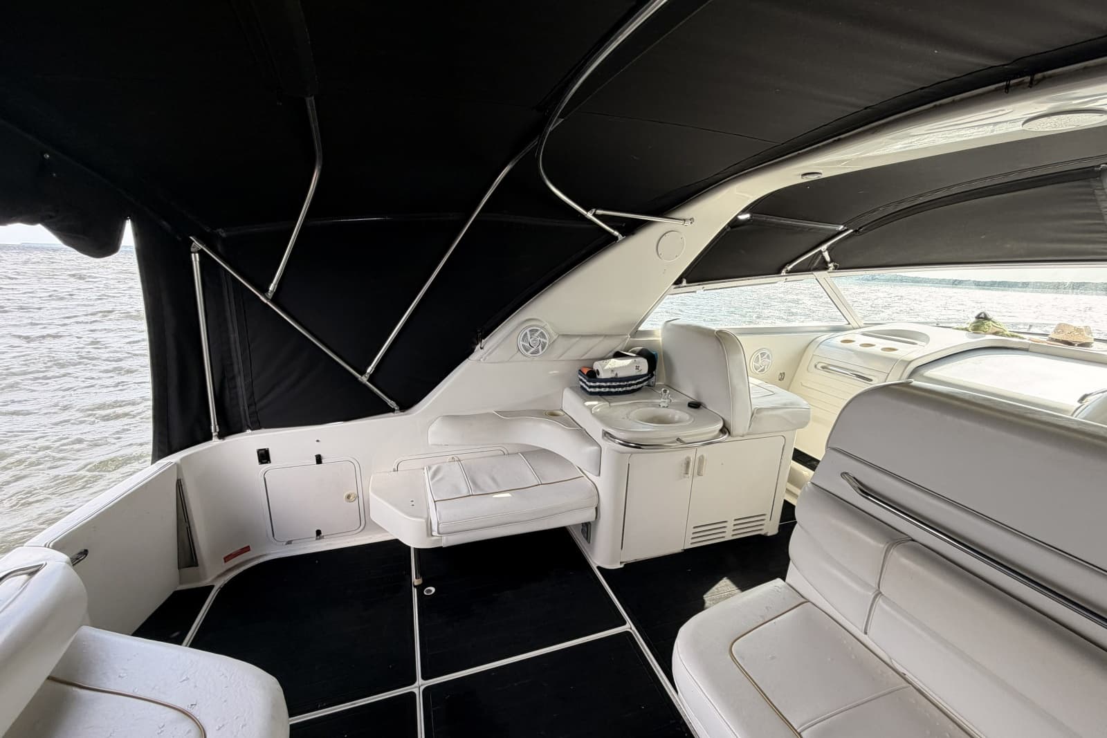 1995 Sea Ray Sundancer 370 - Photo 16
