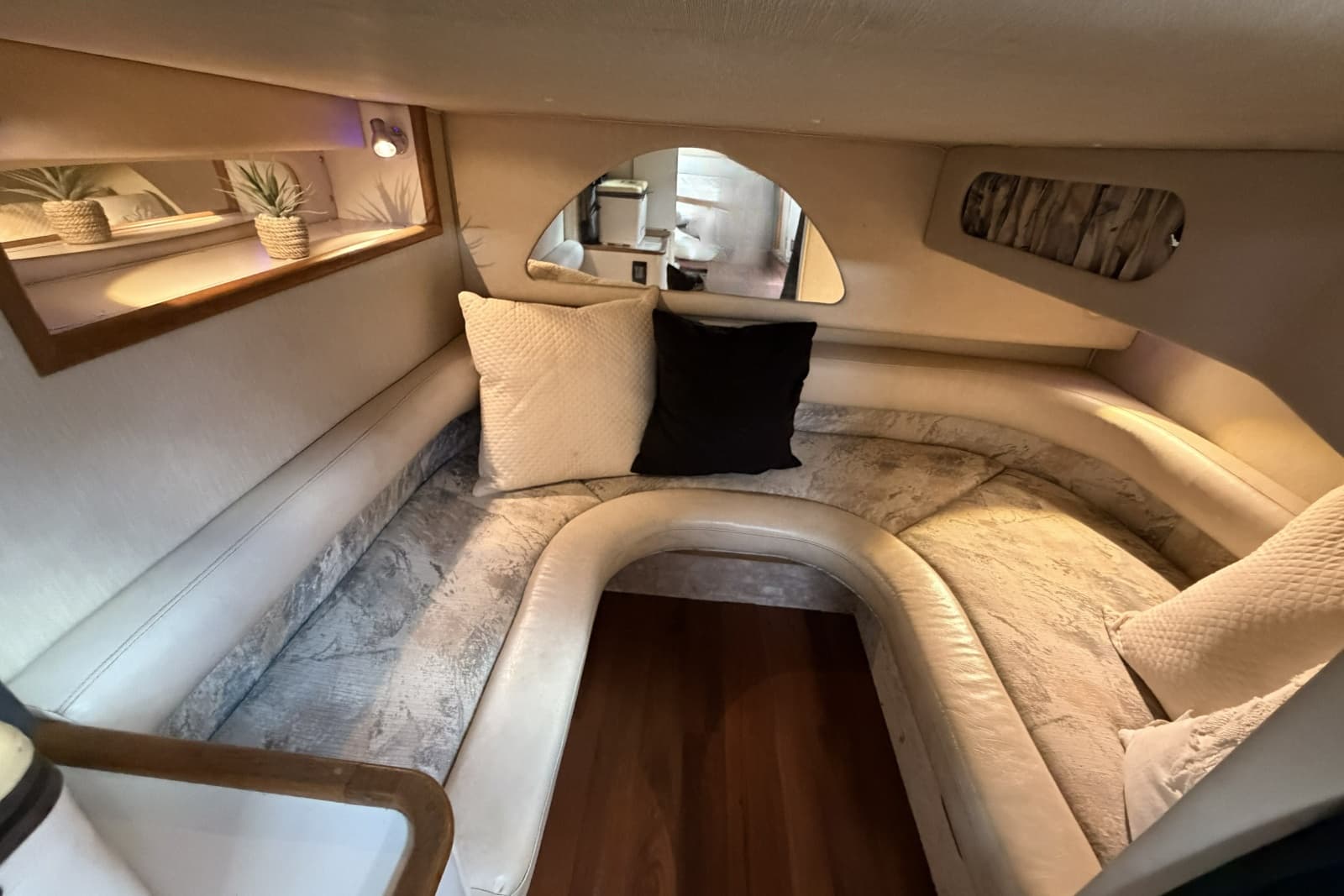 1995 Sea Ray Sundancer 370 - Photo 21