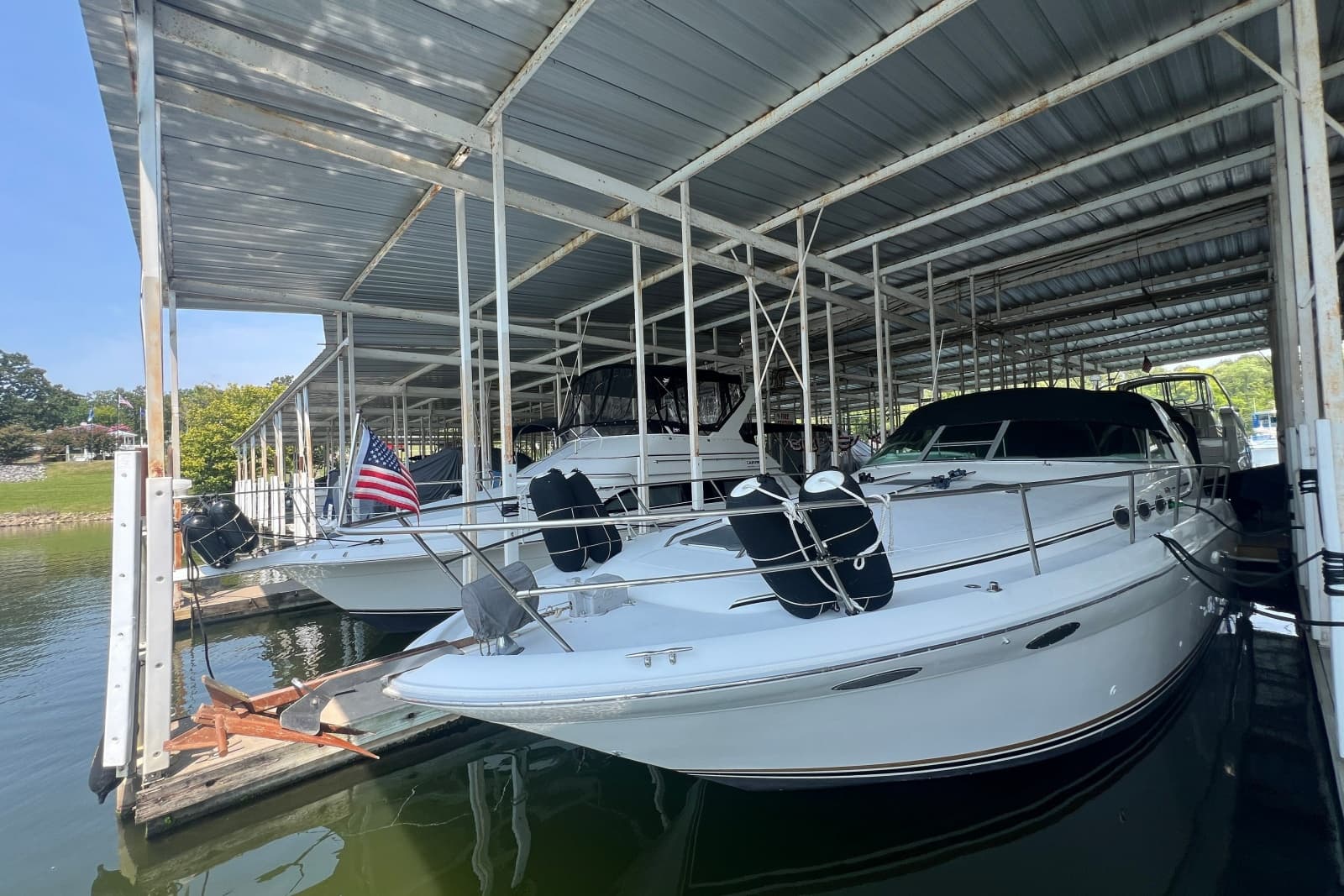 1995 Sea Ray Sundancer 370 - Photo 3