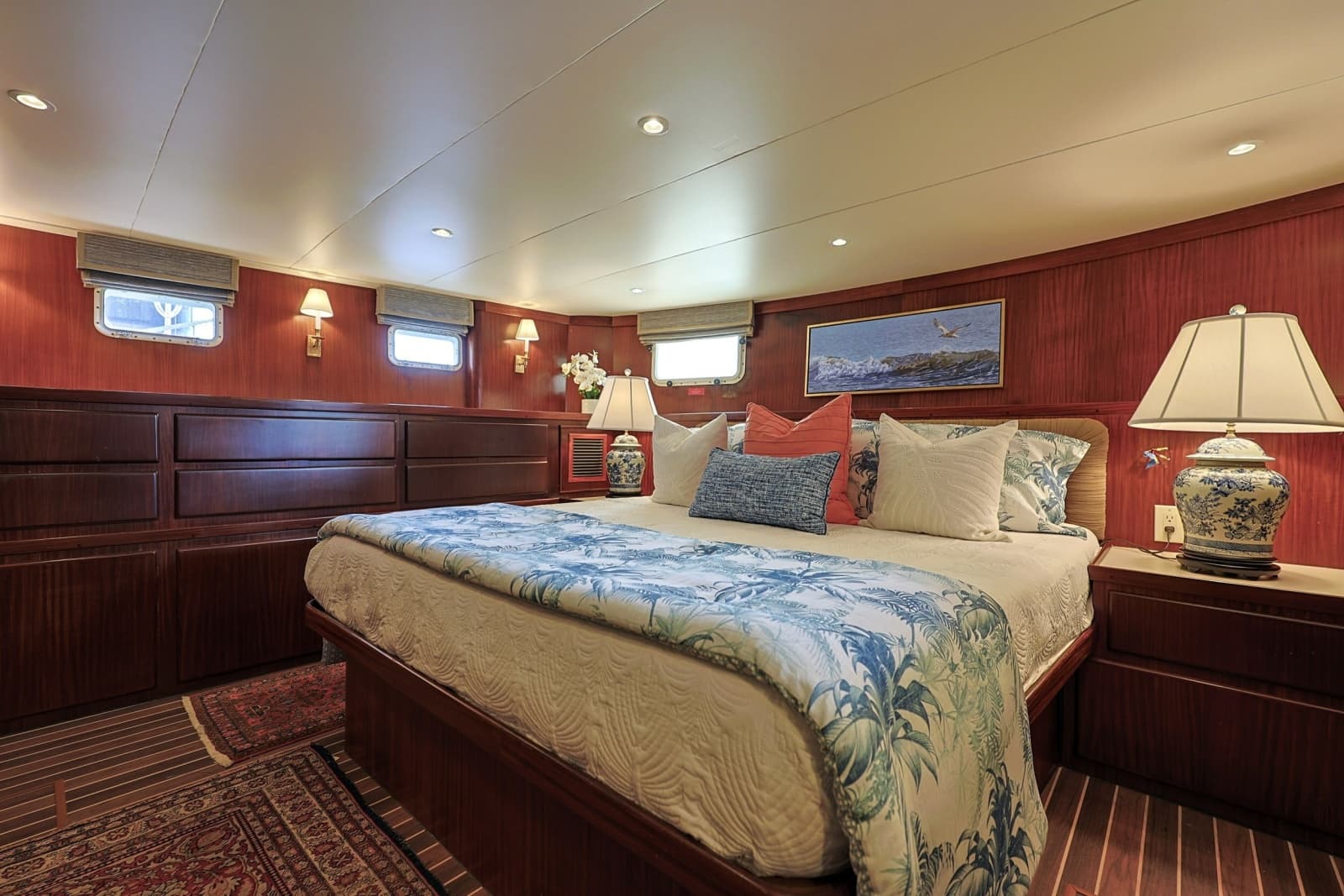 1989 Hatteras 74 Cockpit Motor Yacht - Photo 31