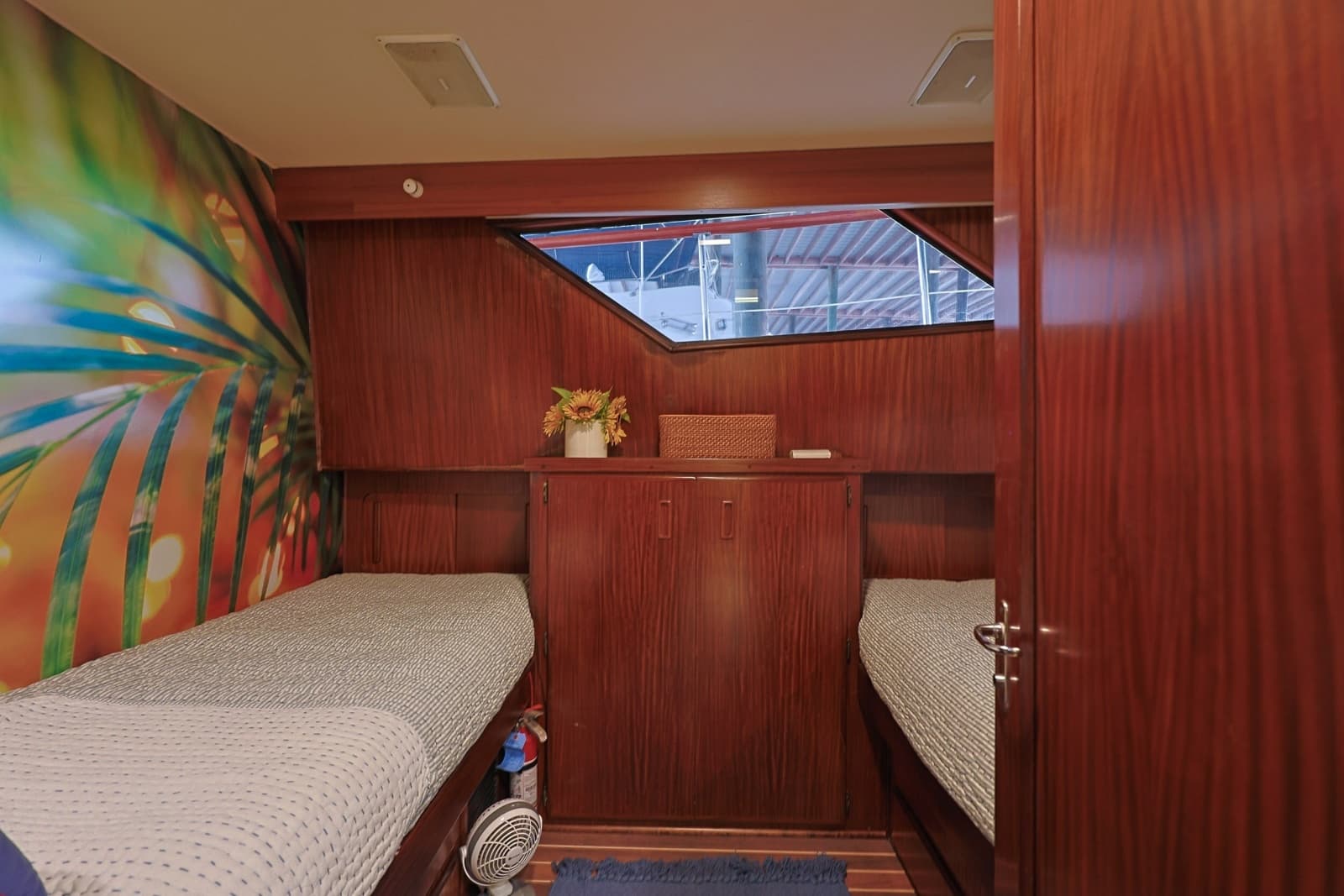 1989 Hatteras 74 Cockpit Motor Yacht - Photo 45