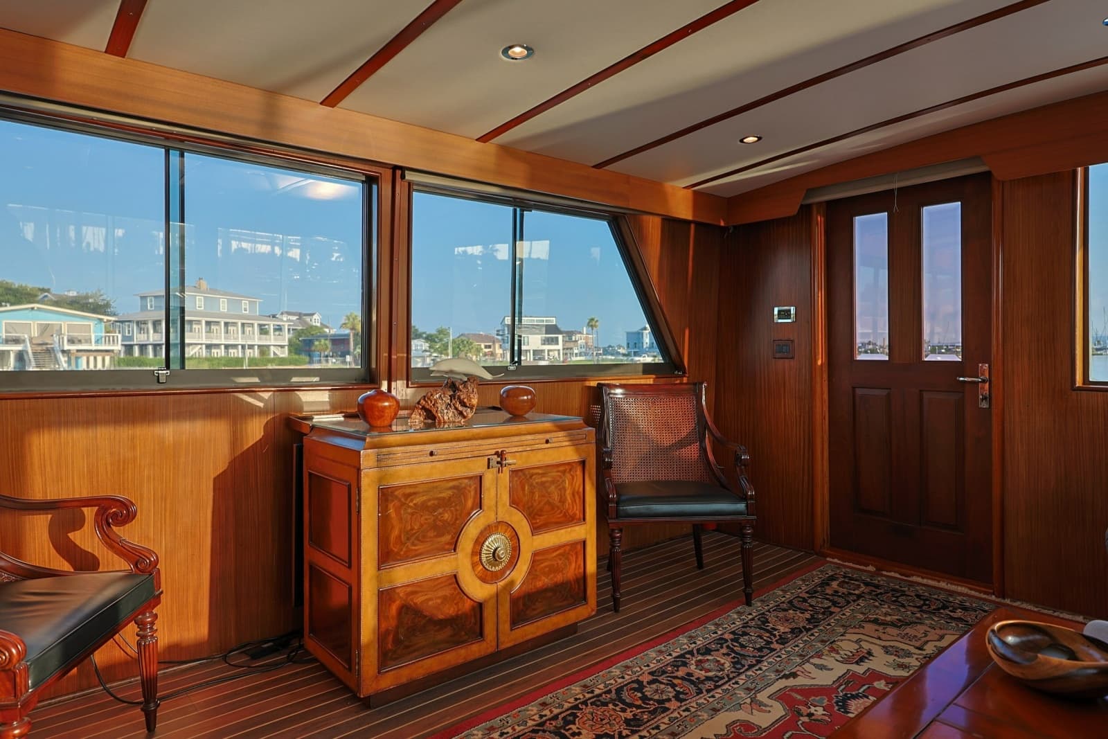 1989 Hatteras 74 Cockpit Motor Yacht - Photo 10