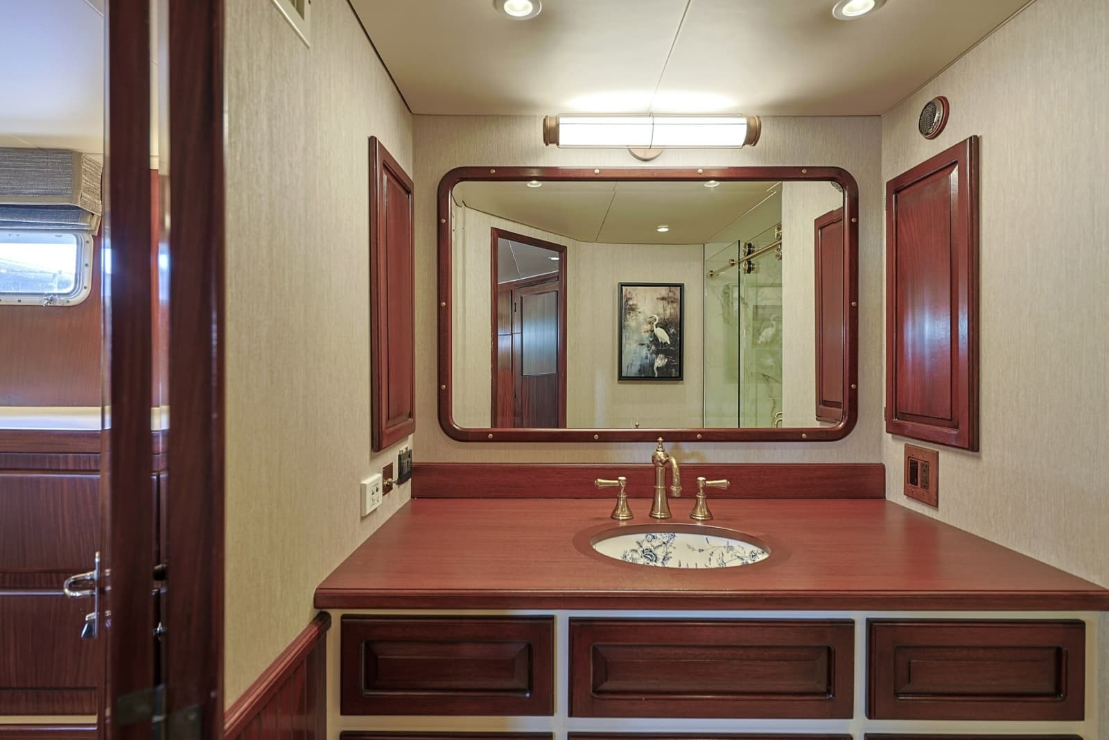1989 Hatteras 74 Cockpit Motor Yacht - Photo 38