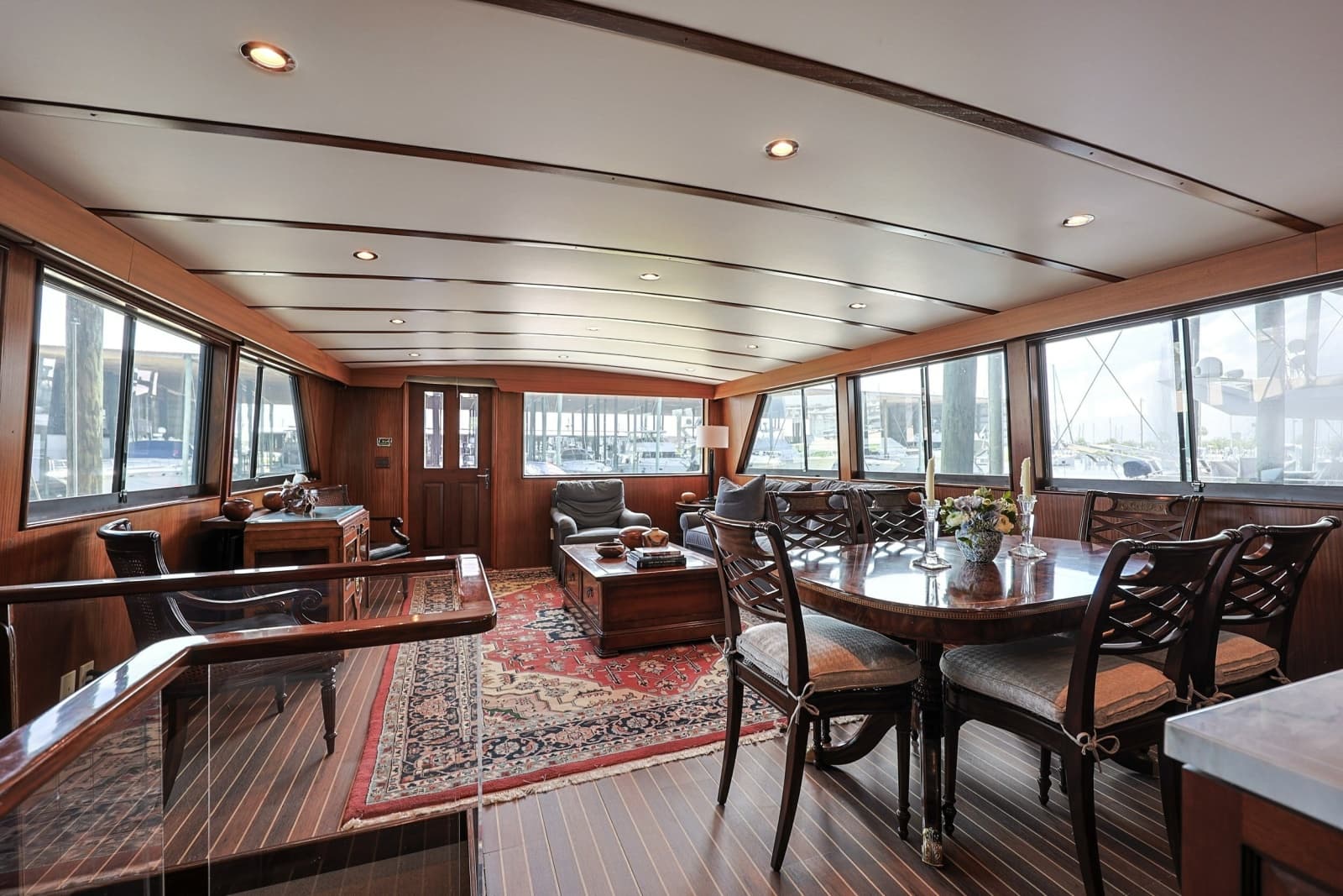 1989 Hatteras 74 Cockpit Motor Yacht - Photo 8