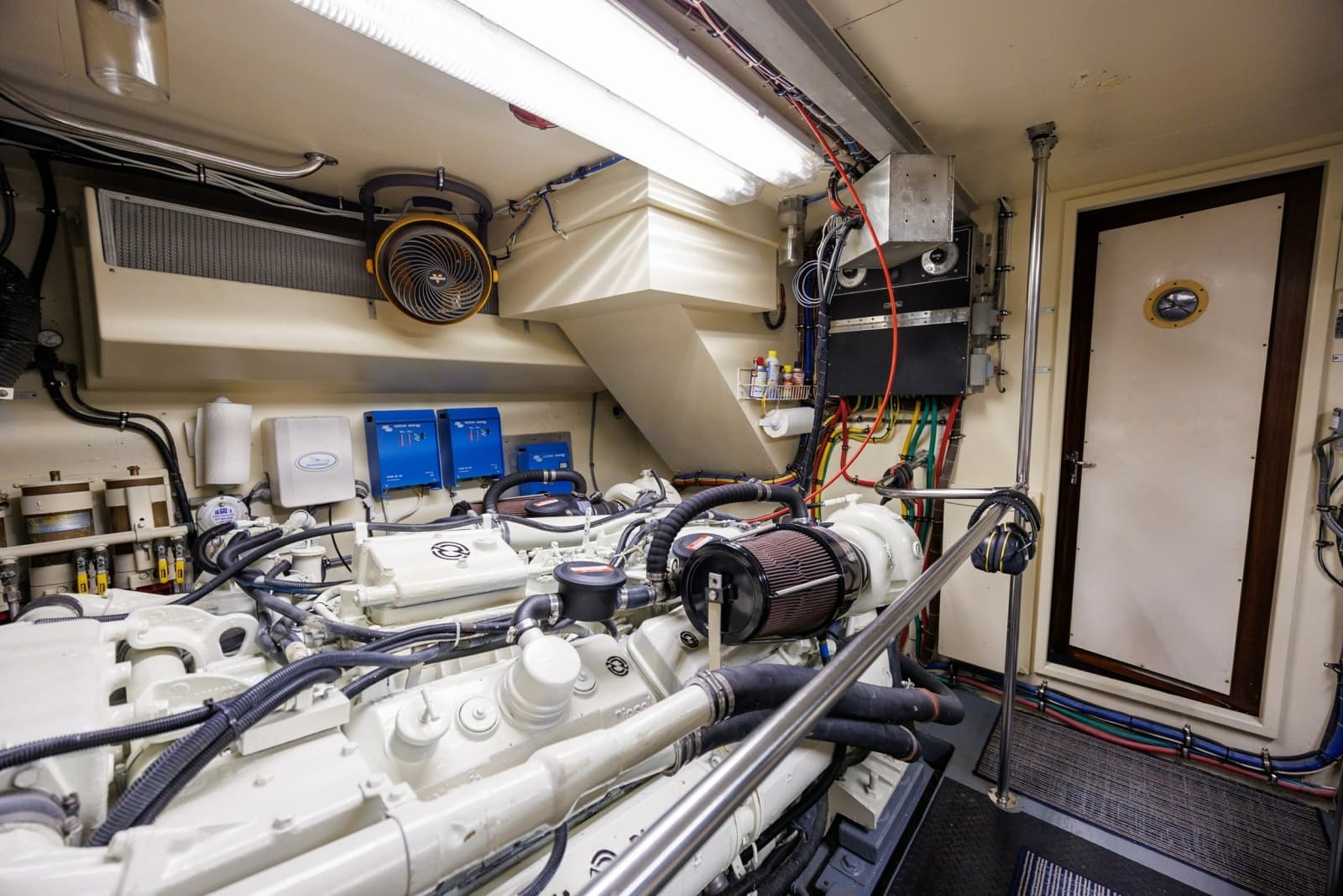 1989 Hatteras 74 Cockpit Motor Yacht - Photo 66