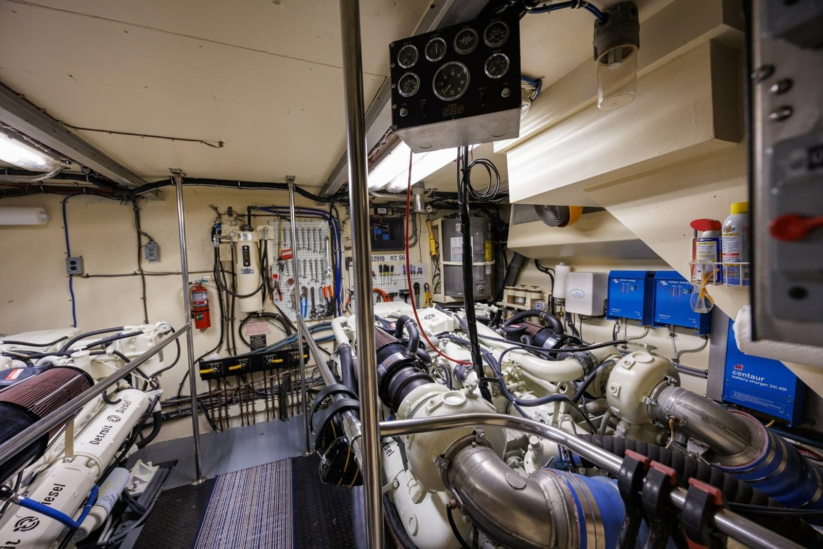 1989 Hatteras 74 Cockpit Motor Yacht - Photo 64