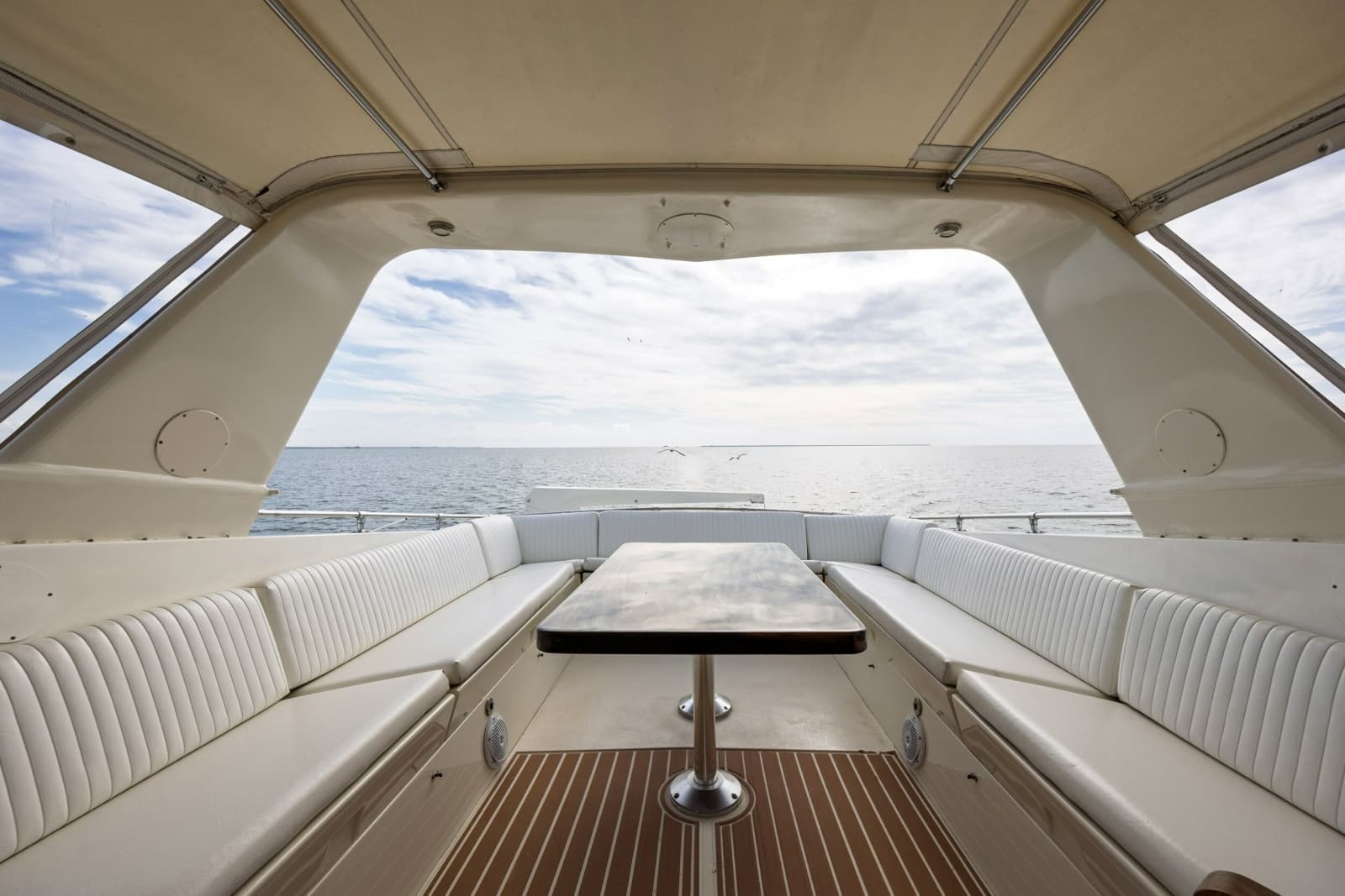 1989 Hatteras 74 Cockpit Motor Yacht - Photo 59
