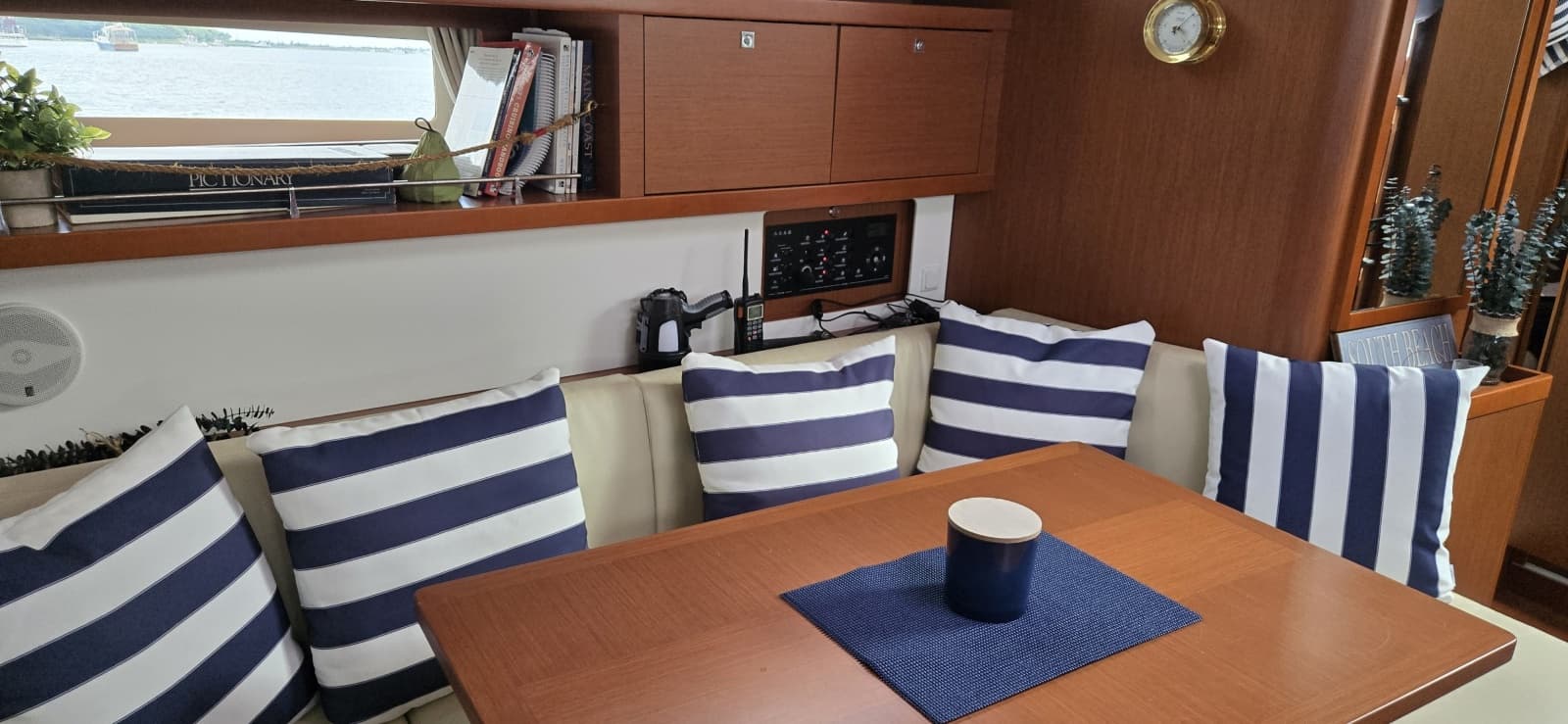 2013 Beneteau Oceanis 45 - Photo 36