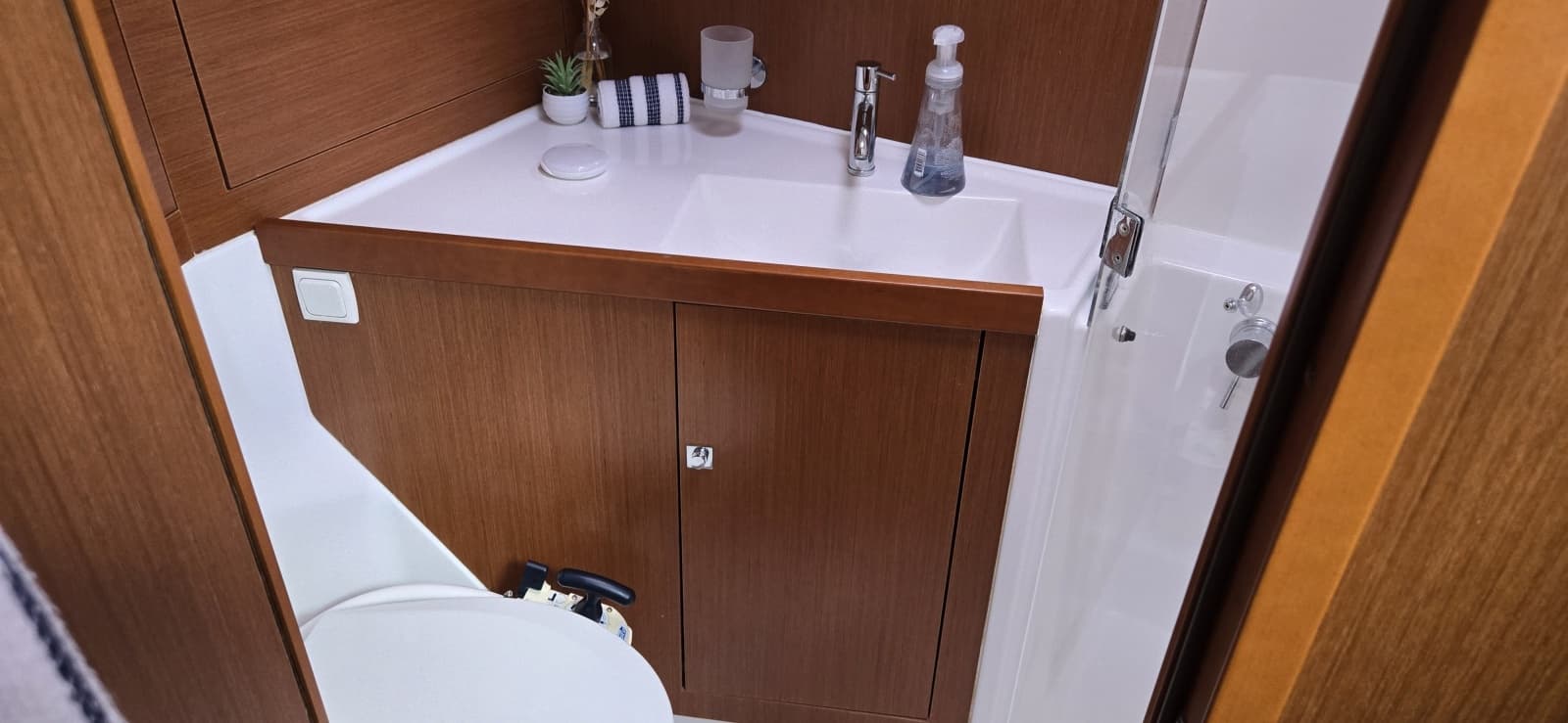 2013 Beneteau Oceanis 45 - Photo 34