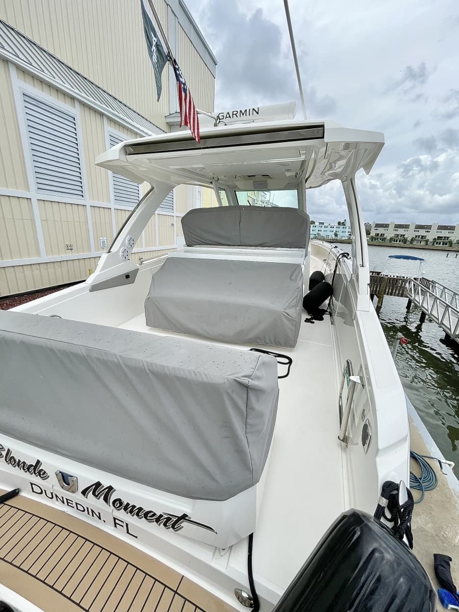 2023 Tiara Yachts 34 LS - Photo 26