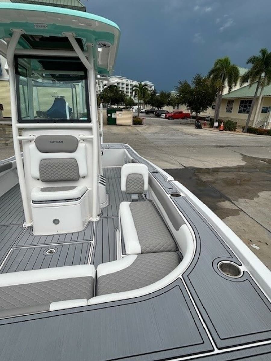 2025 Caymas 28 HB - Photo 18