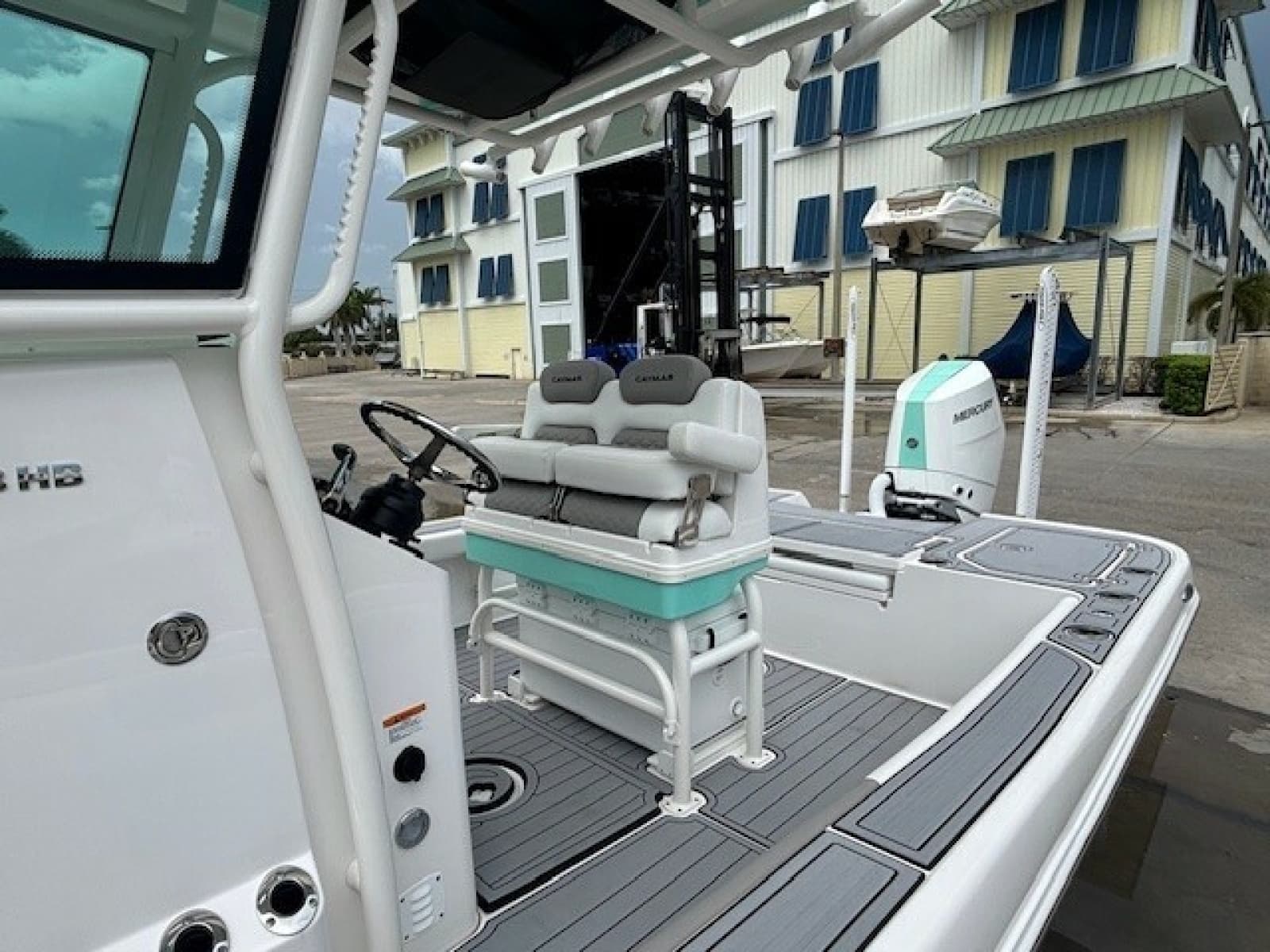 2025 Caymas 28 HB - Photo 15
