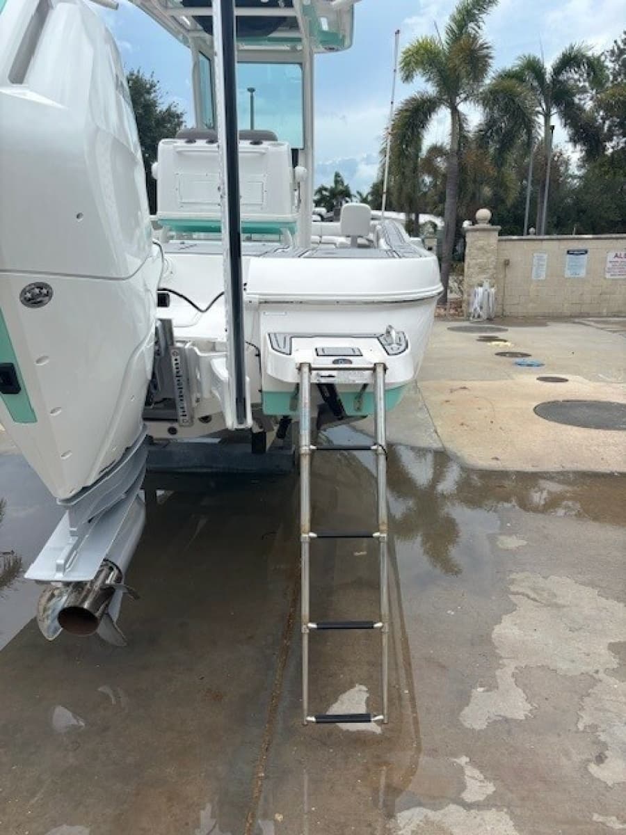 2025 Caymas 28 HB - Photo 8