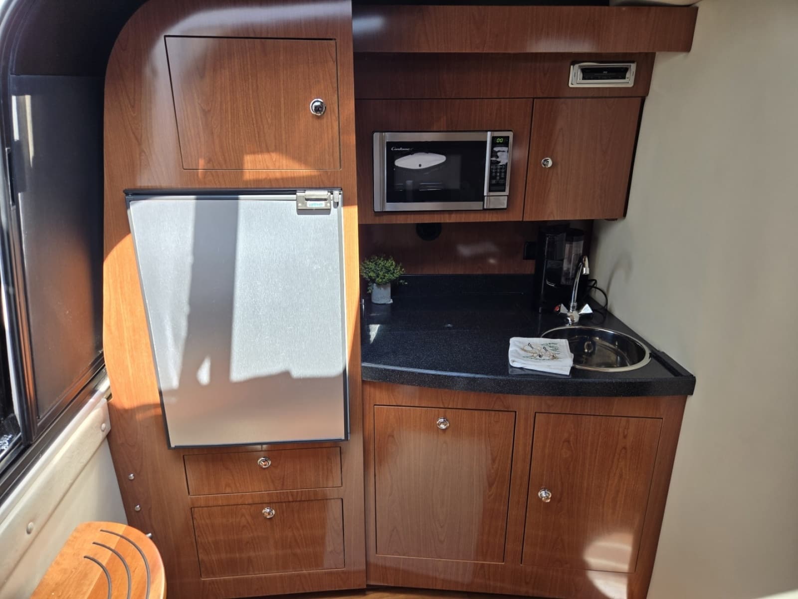 2010 Regal 3760 - Photo 13
