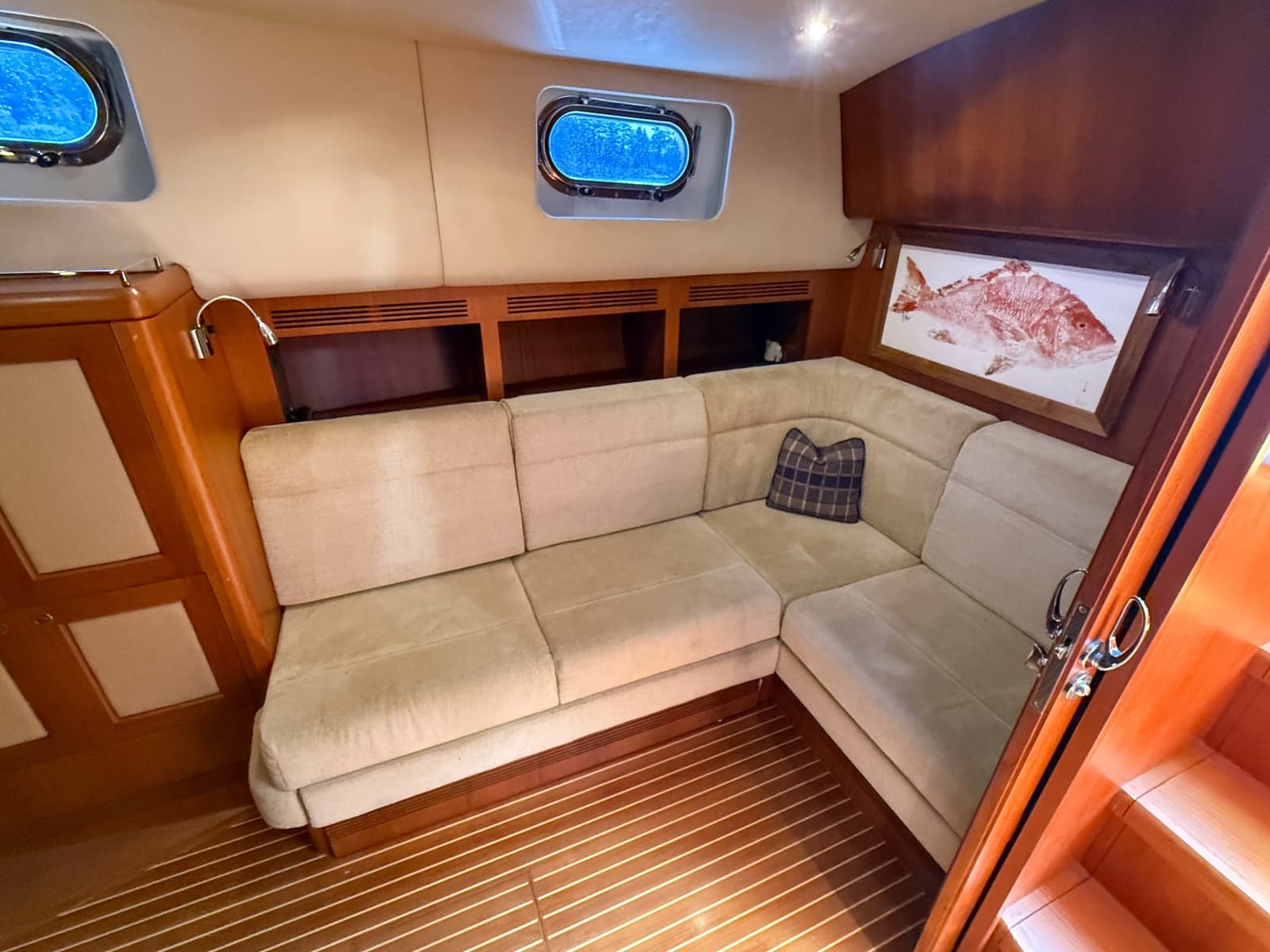 2008 Grand Banks  - Photo 35
