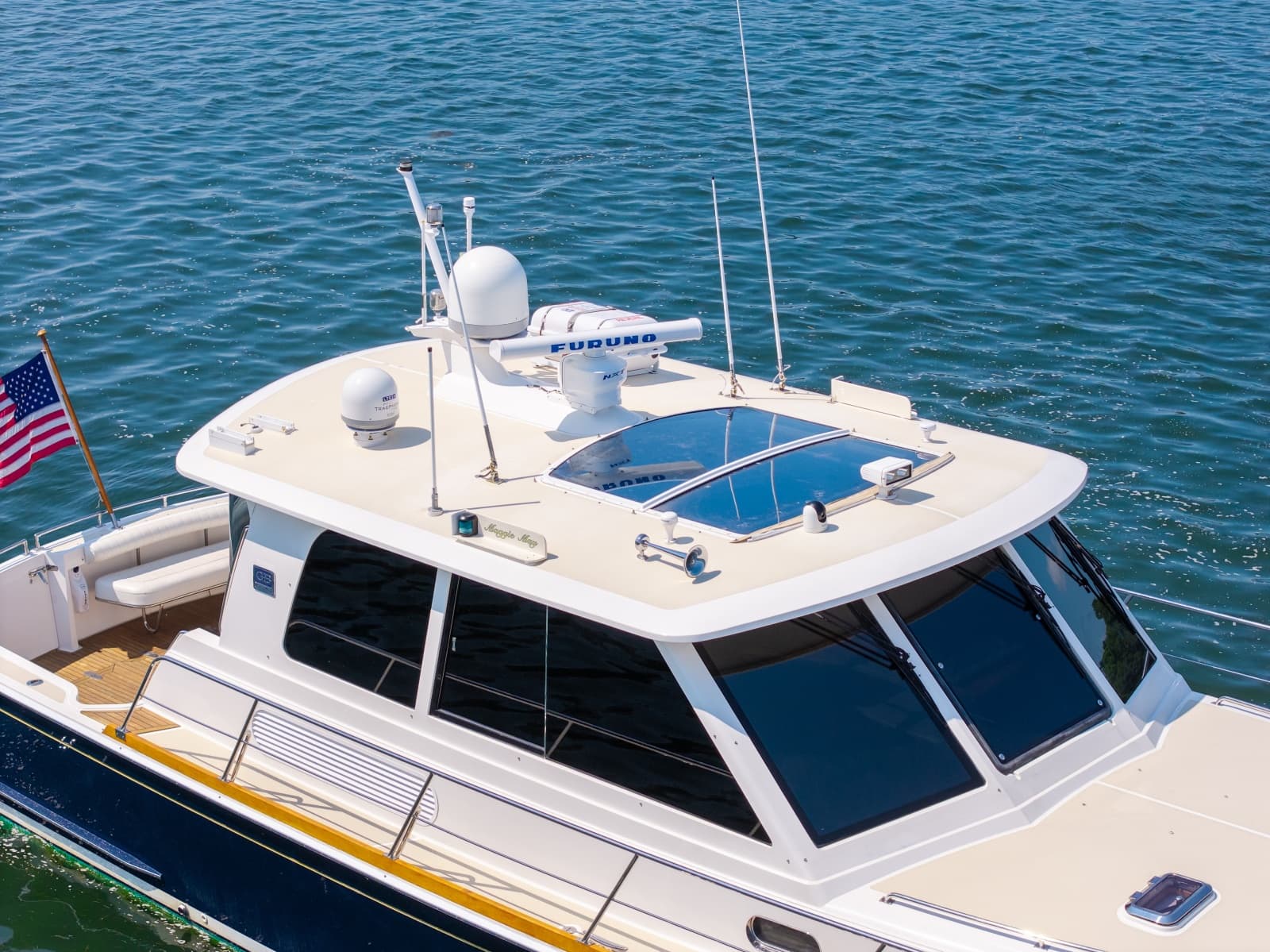 2008 Grand Banks  - Photo 3