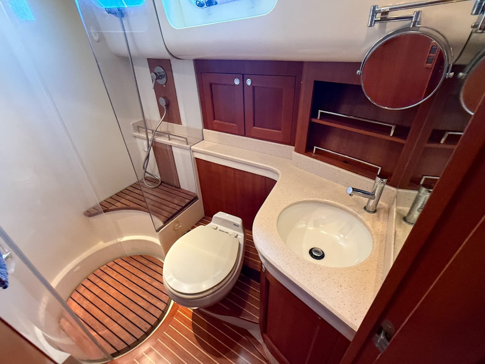 2008 Grand Banks  - Photo 33