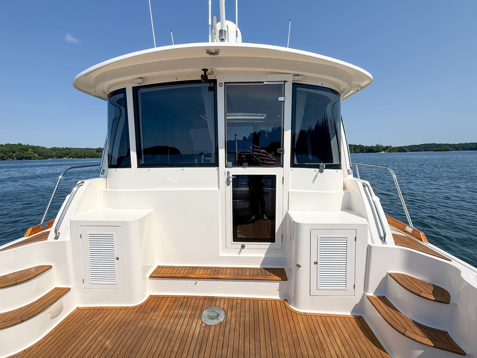 2008 Grand Banks  - Photo 8