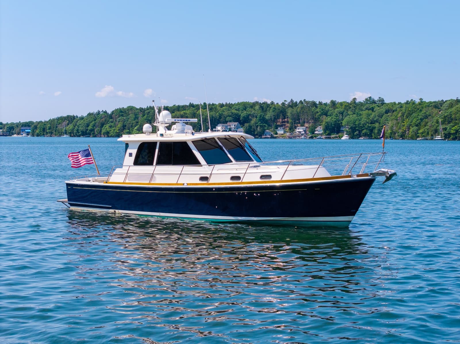 2008 Grand Banks  - Photo 2