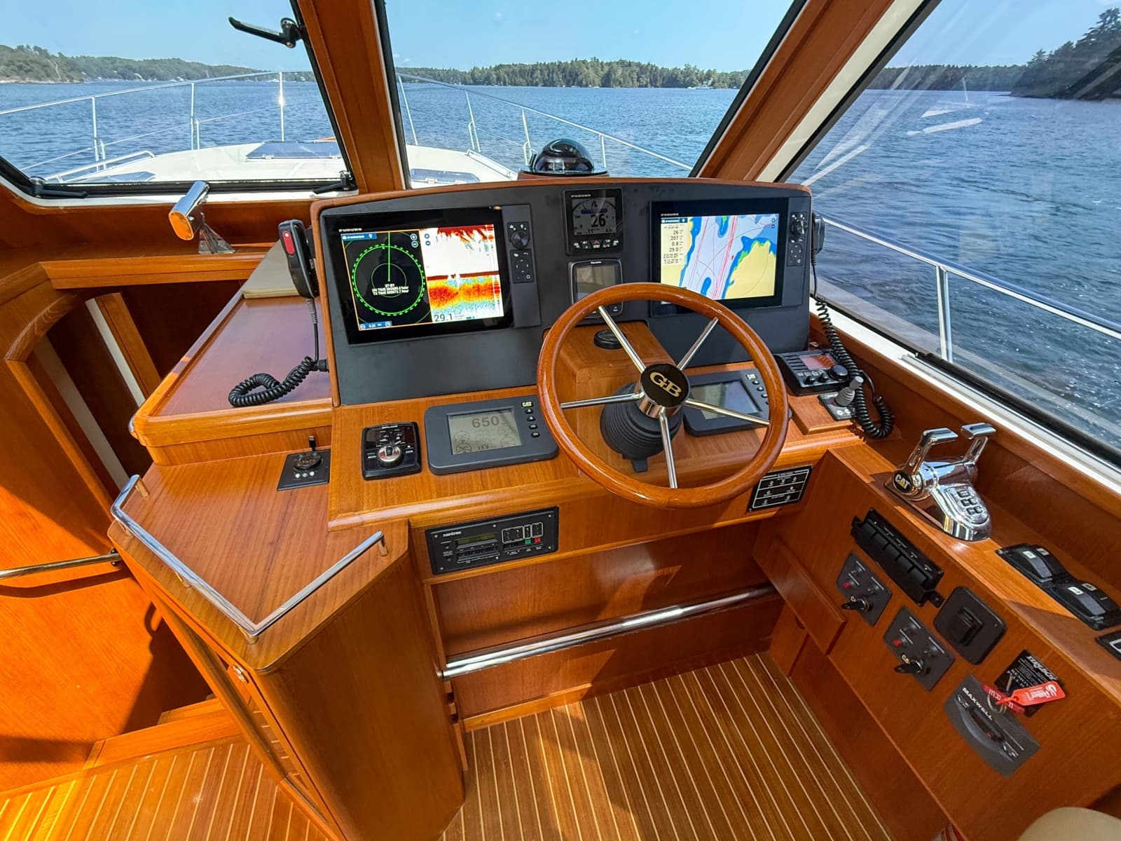 2008 Grand Banks  - Photo 24