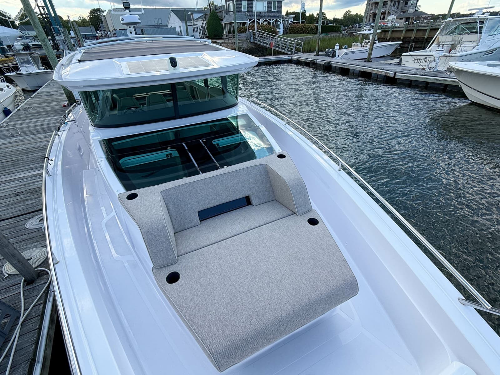 2023 Axopar  - Photo 8