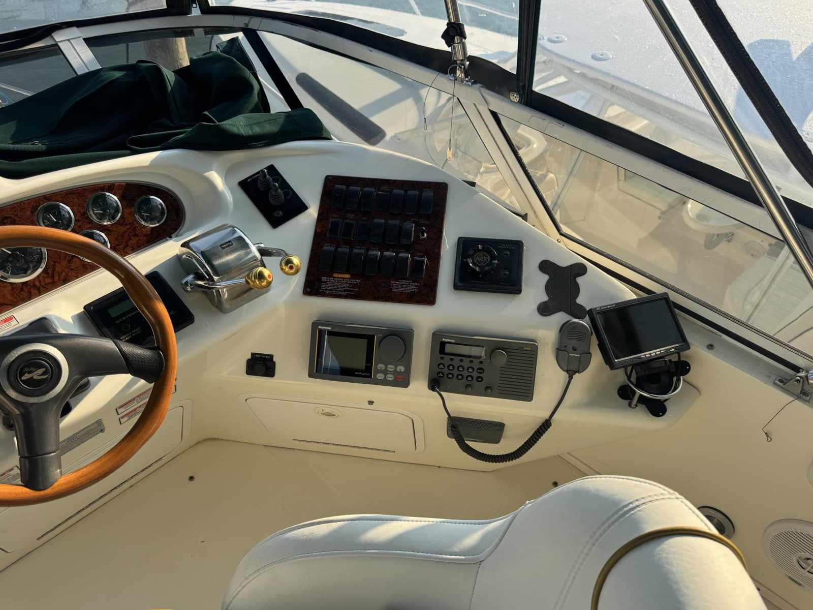2000 Sea Ray  - Photo 10
