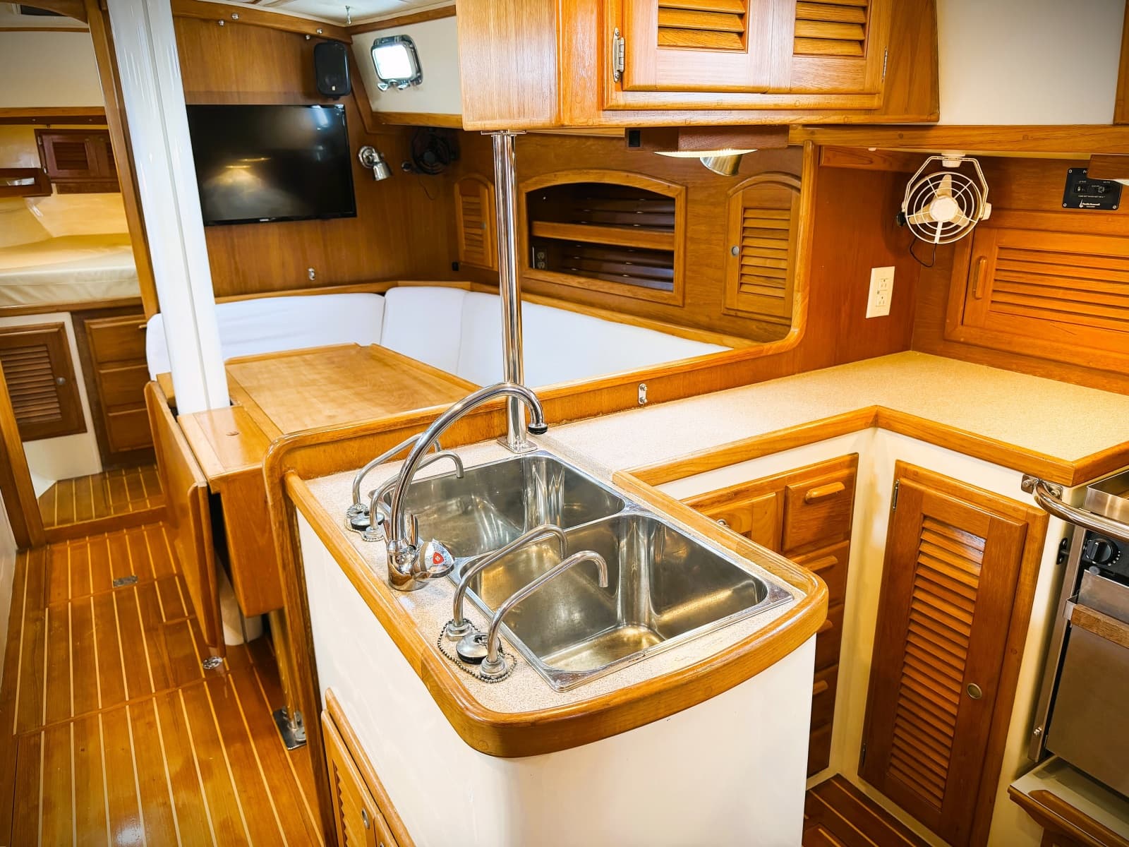 1997 Pacific Seacraft 40 - Photo 3