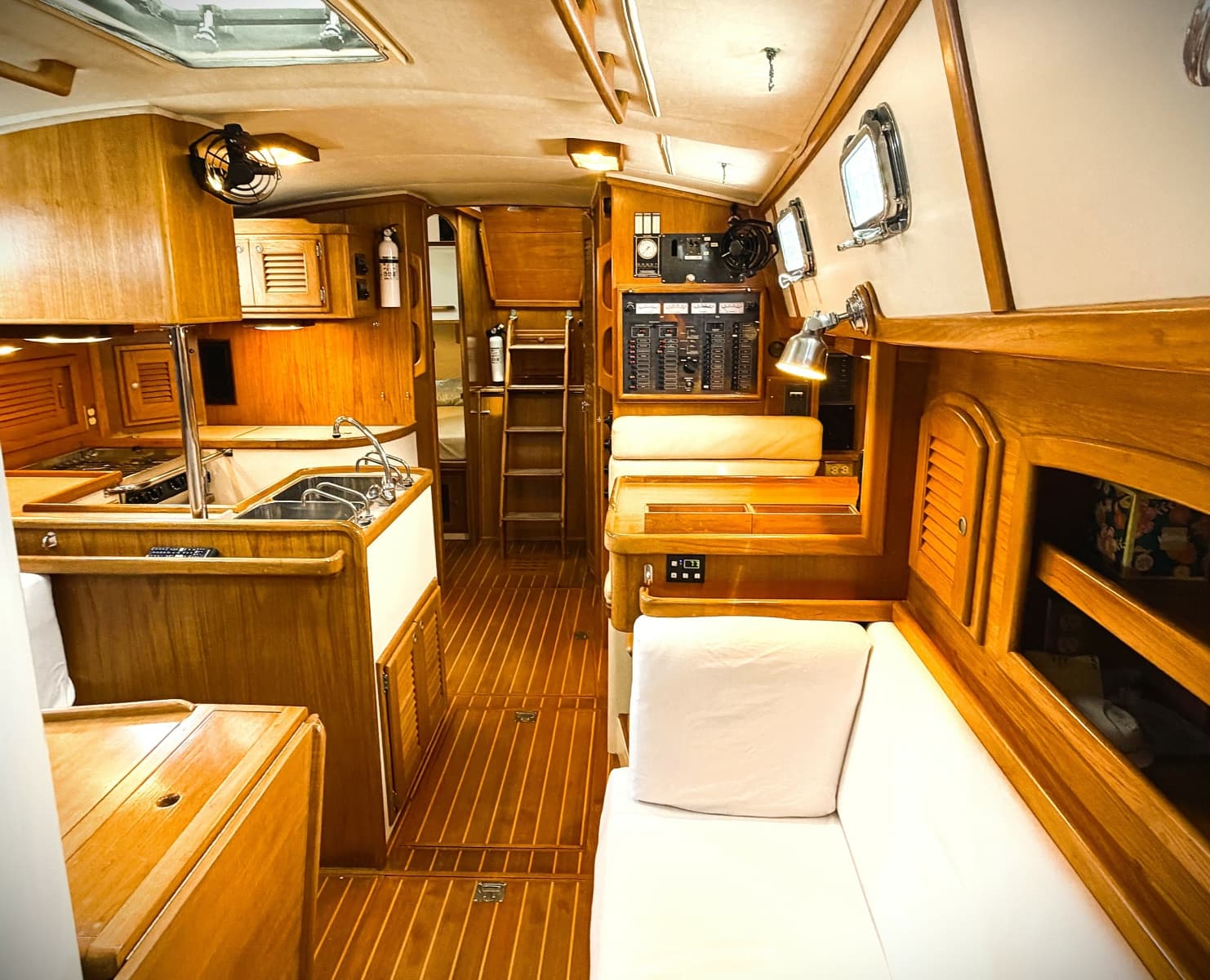 1997 Pacific Seacraft 40 - Photo 2