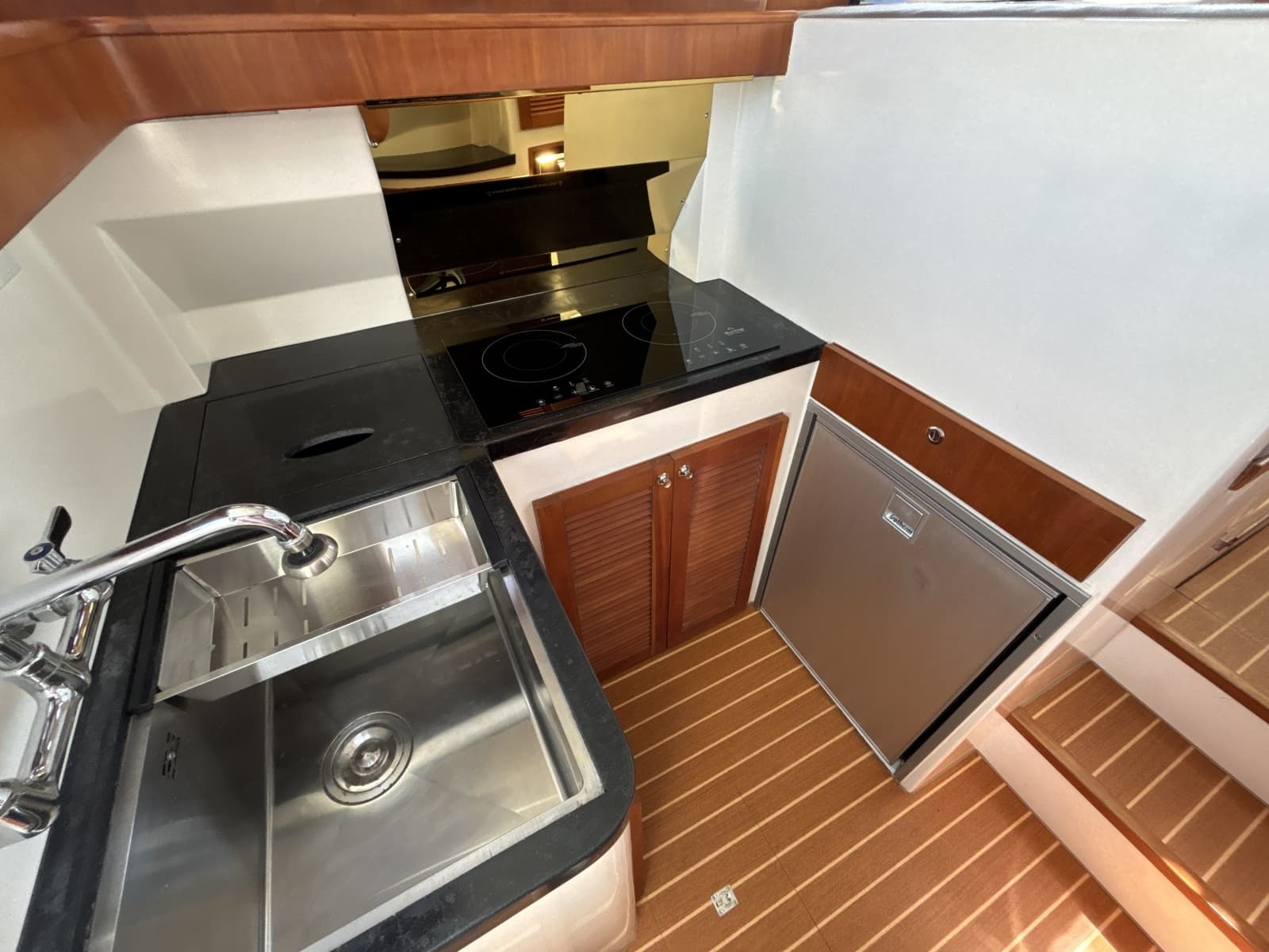 2022 SeaPiper 35 Trawler - Photo 19