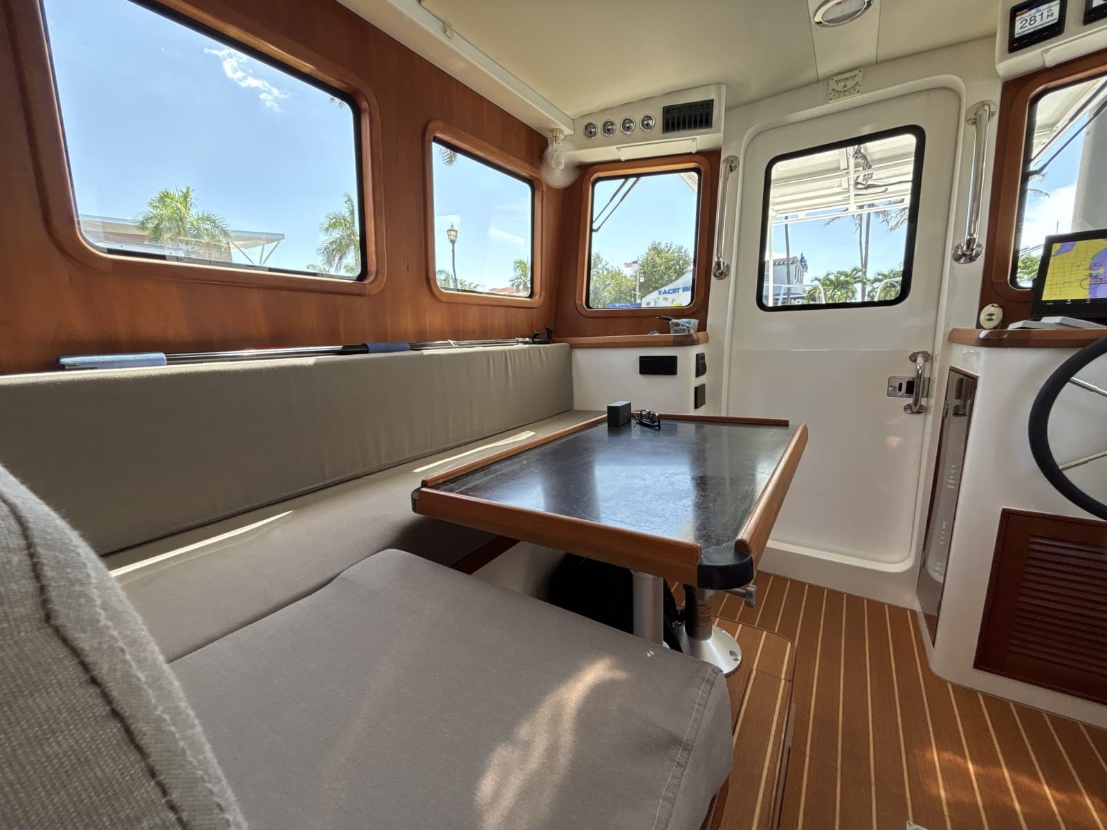 2022 SeaPiper 35 Trawler - Photo 14