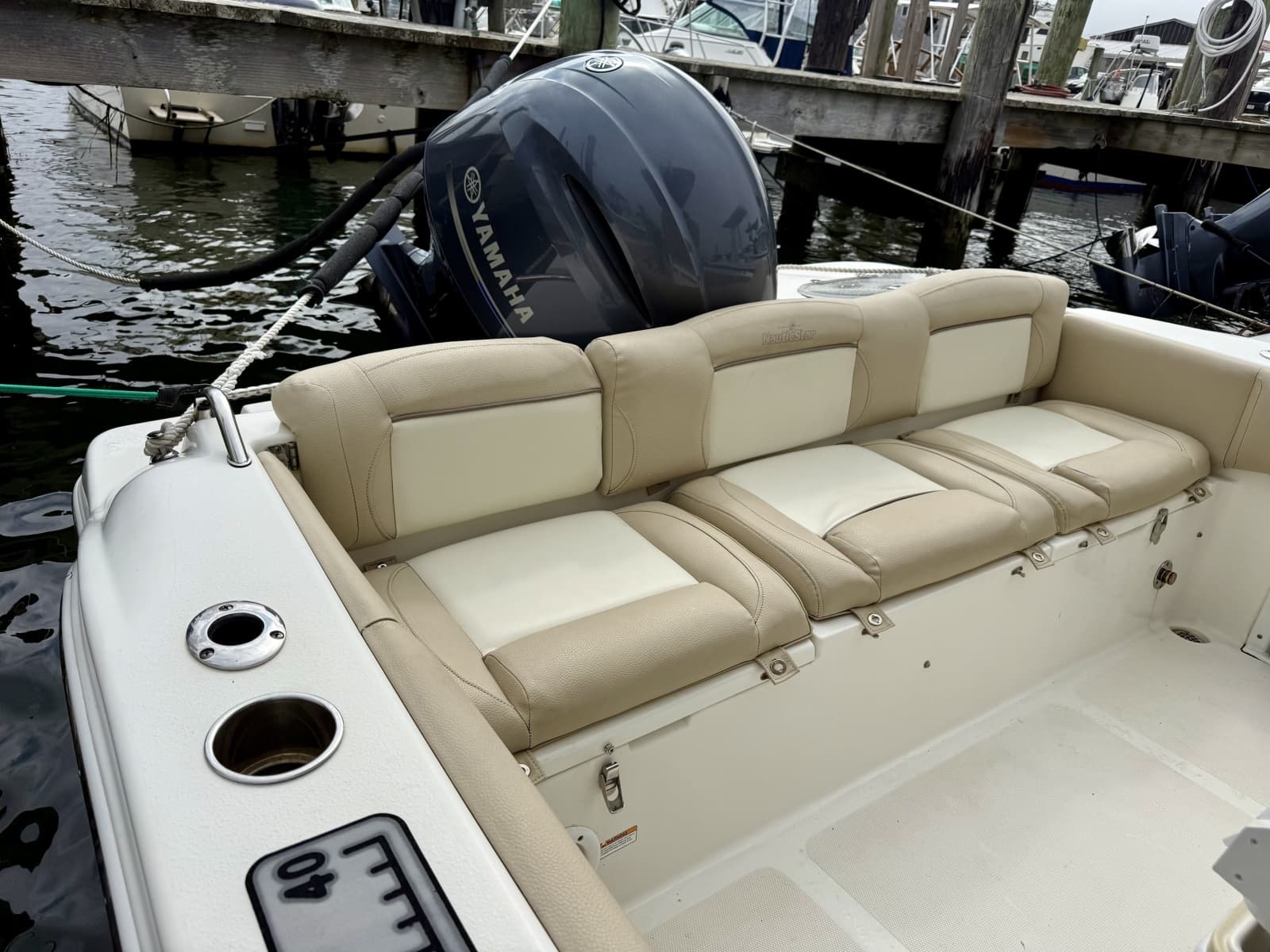 2018 NauticStar 2302 Legacy - Photo 12