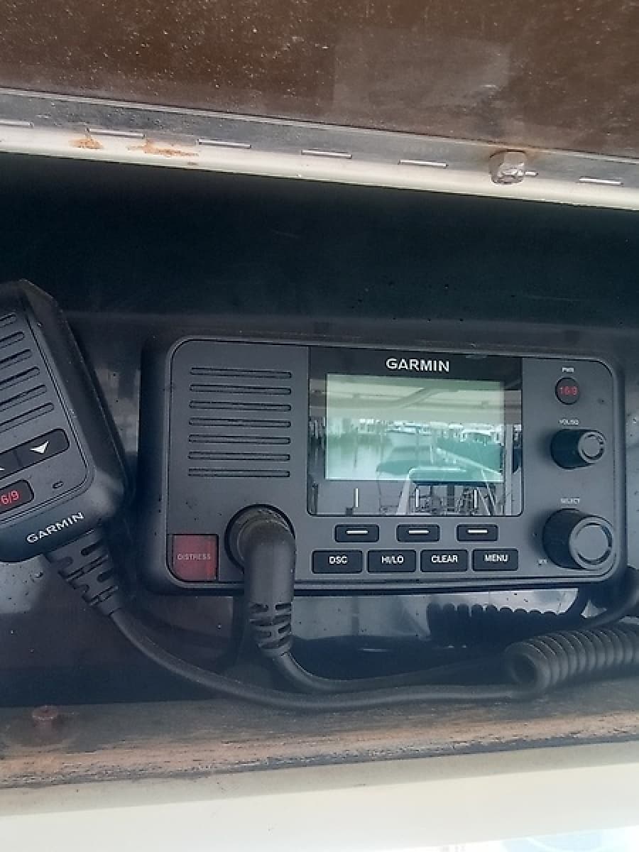 1989 Viking 48 Convertible - Photo 37
