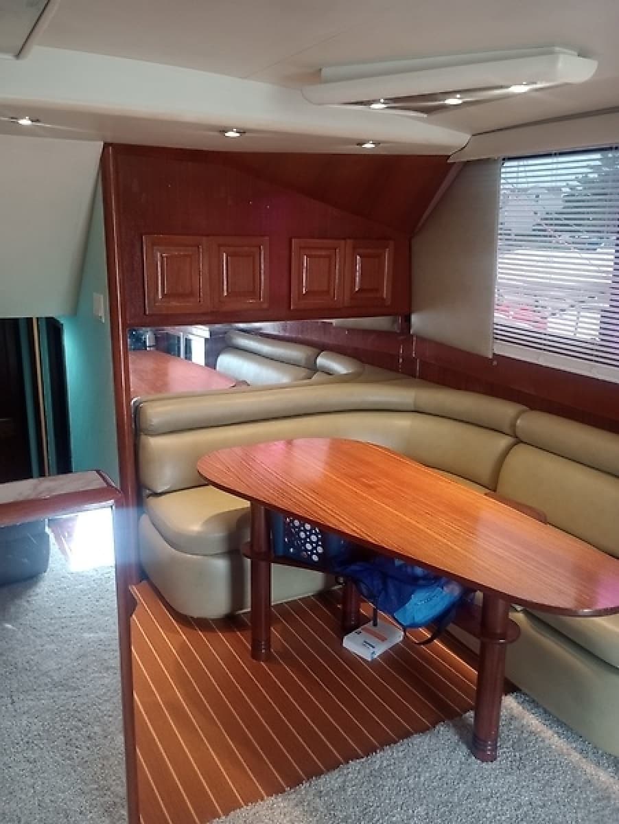 1989 Viking 48 Convertible - Photo 25