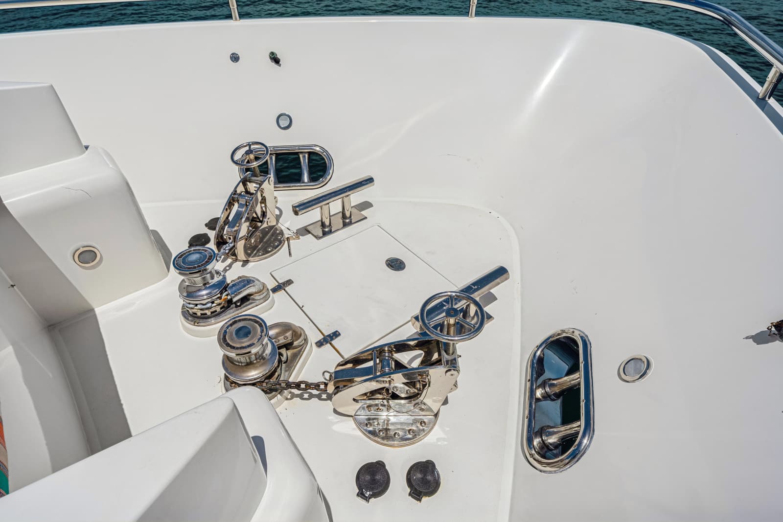 2006 Horizon 82 Skylounge - Photo 52