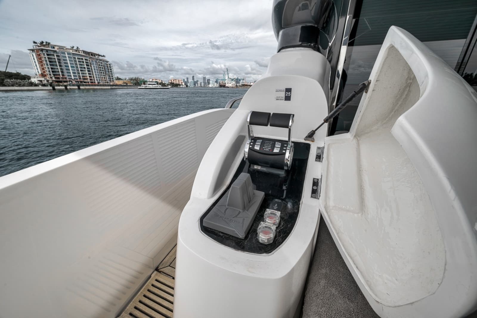 2022 Princess S78 - Photo 44