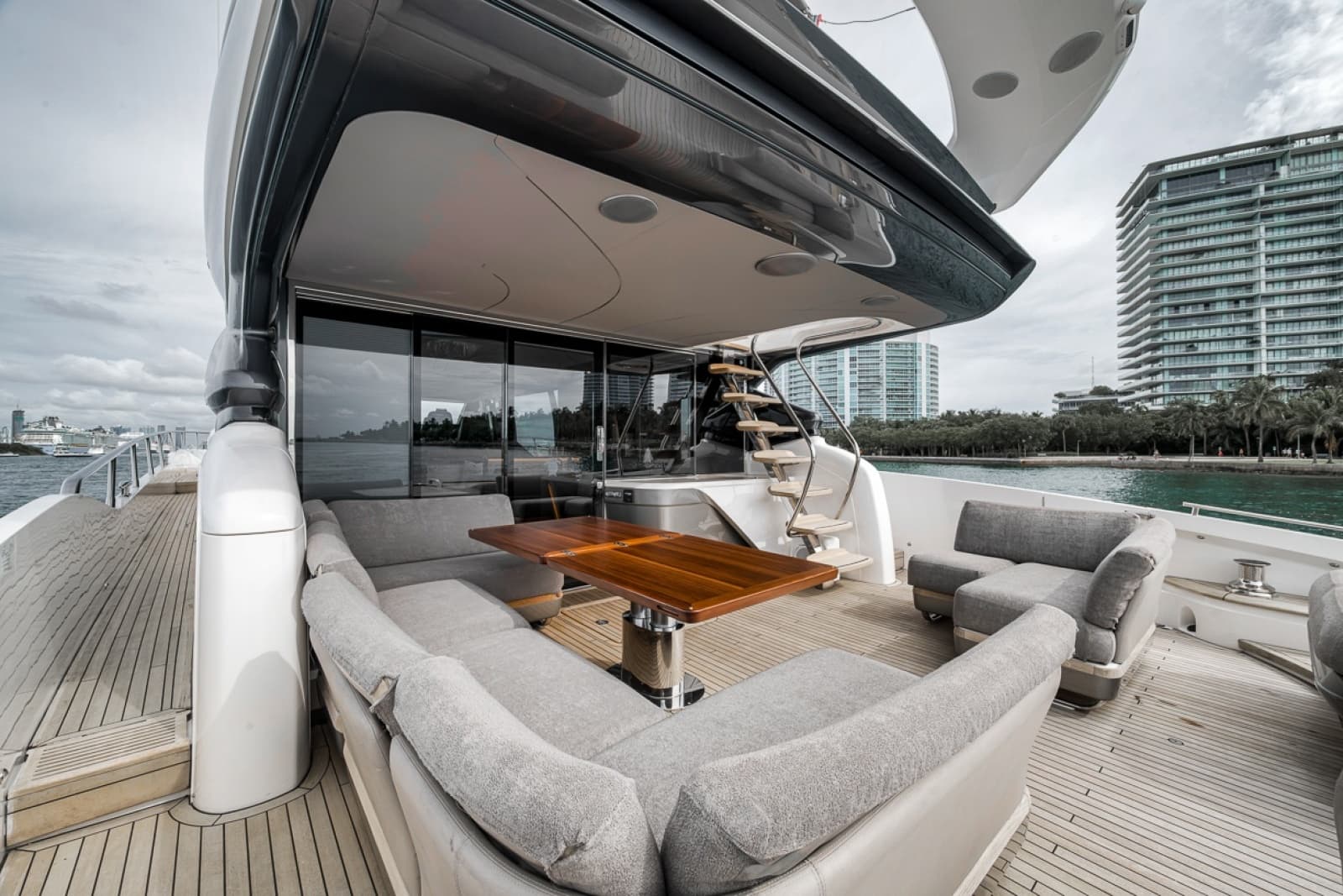 2022 Princess S78 - Photo 40