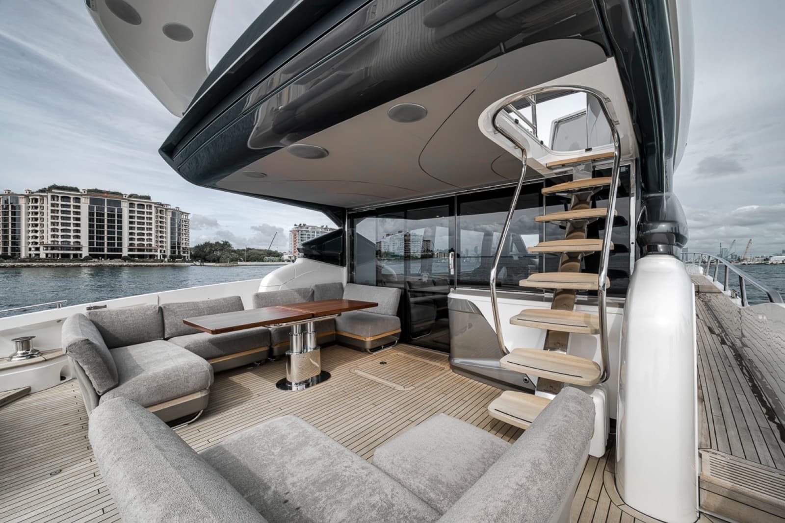 2022 Princess S78 - Photo 39