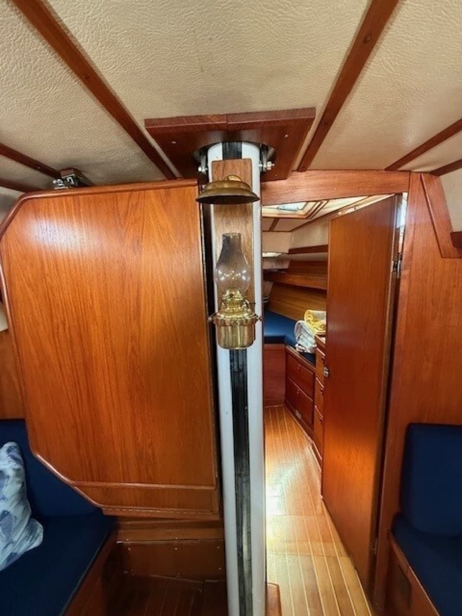 1988 Sabre 42 CN Sloop - Photo 44