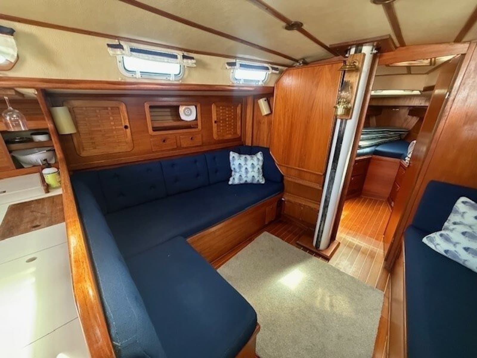 1988 Sabre 42 CN Sloop - Photo 6